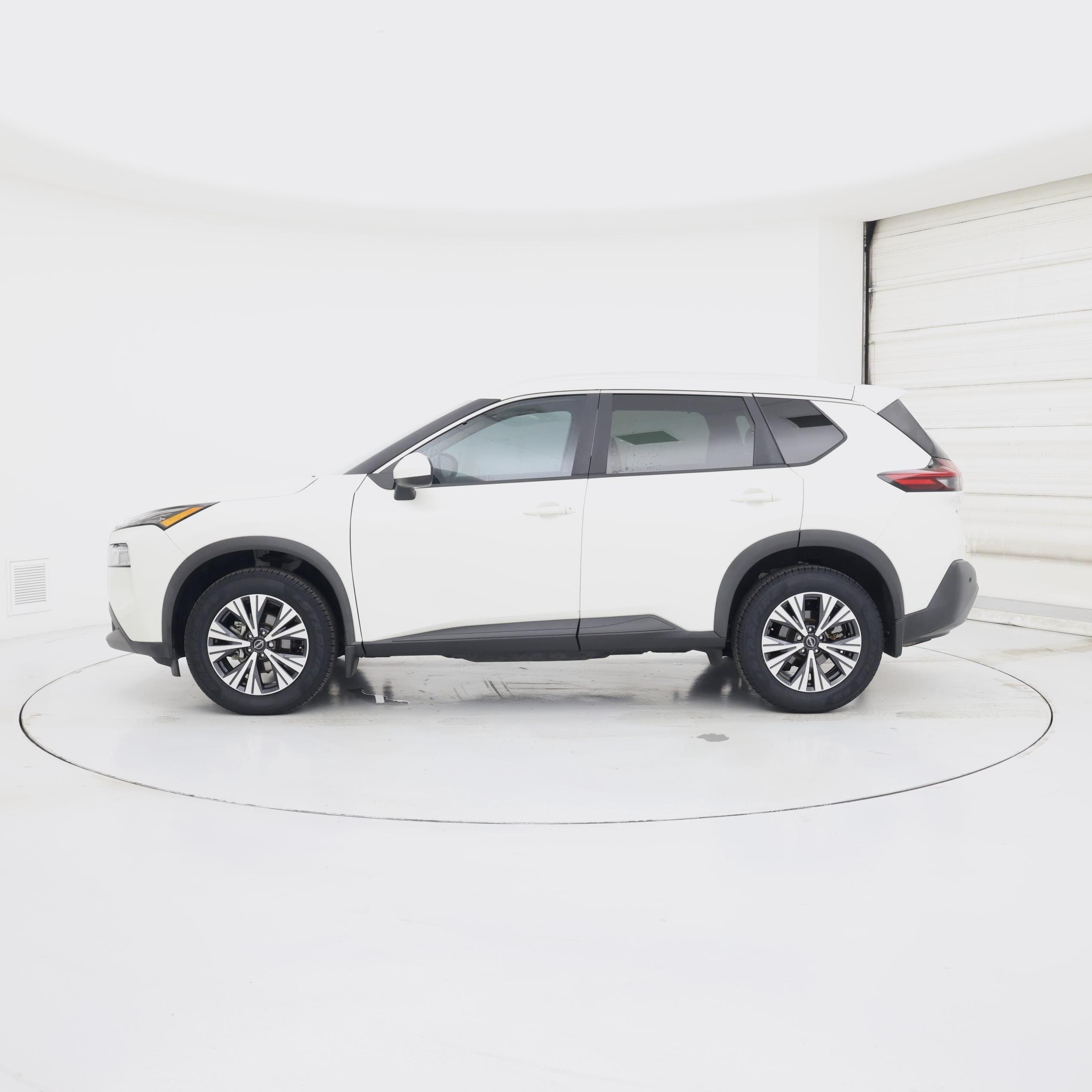 Thumbnail: 2023 Nissan Rogue - 3