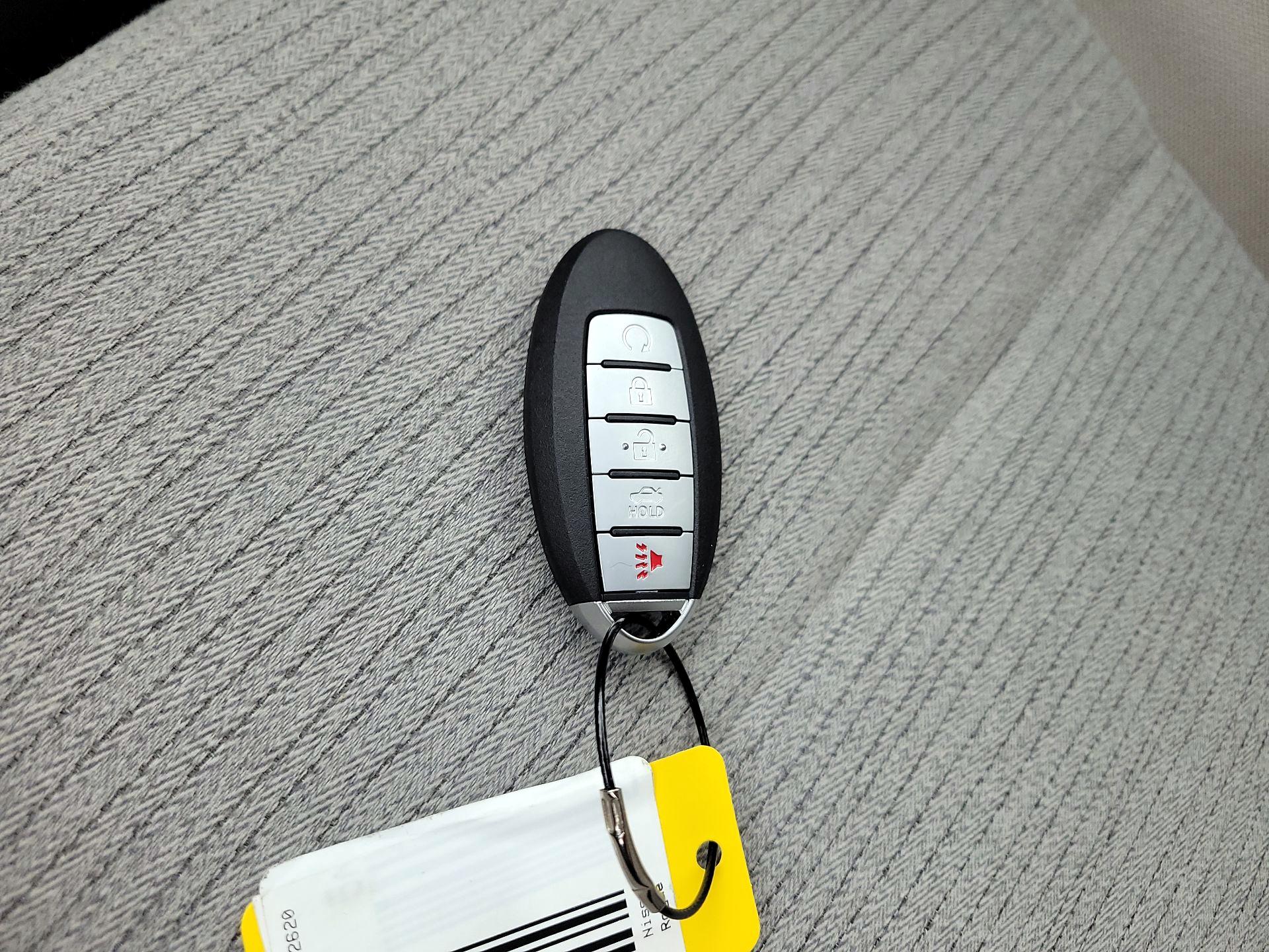 Thumbnail: 2023 Nissan Rogue - 18