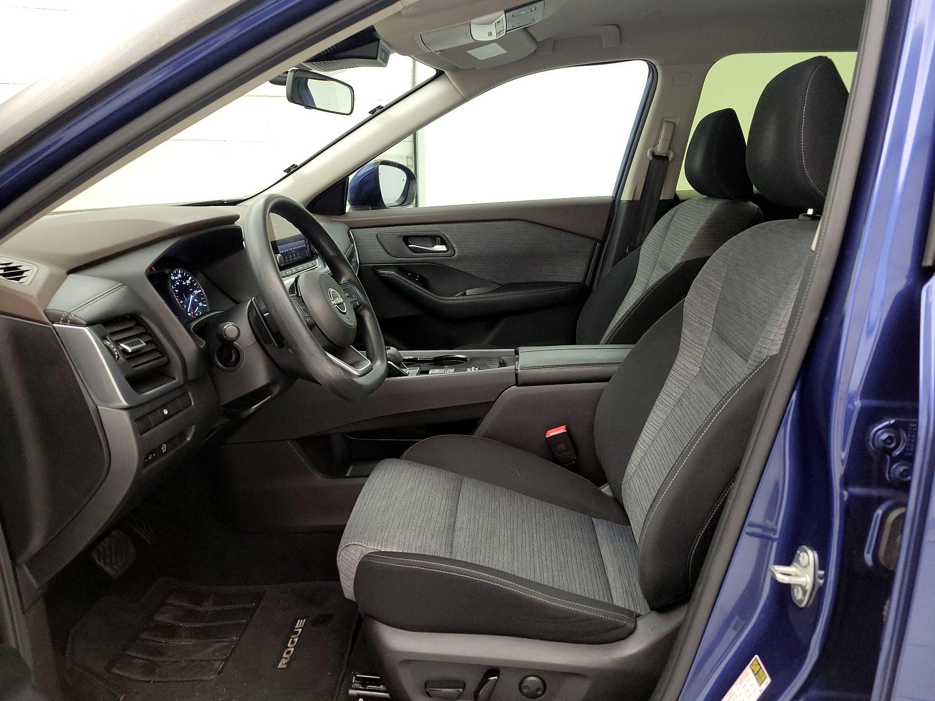 Thumbnail: 2023 Nissan Rogue - 11