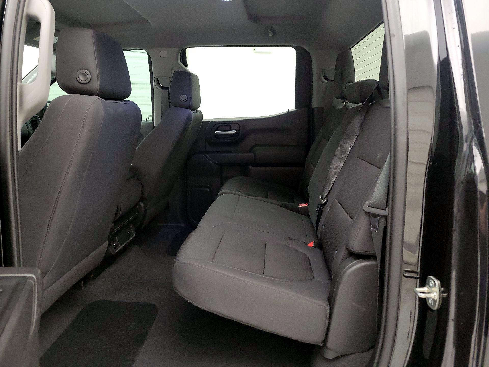 Thumbnail: 2020 Chevrolet Silverado 1500 - 19