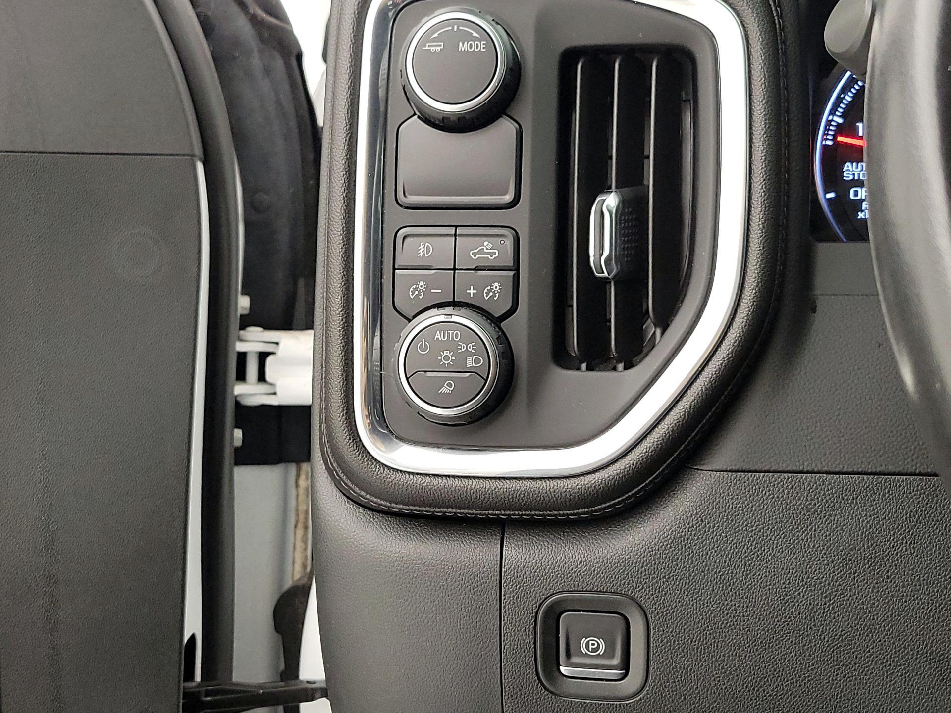 Thumbnail: 2021 Chevrolet Silverado 1500 - 13
