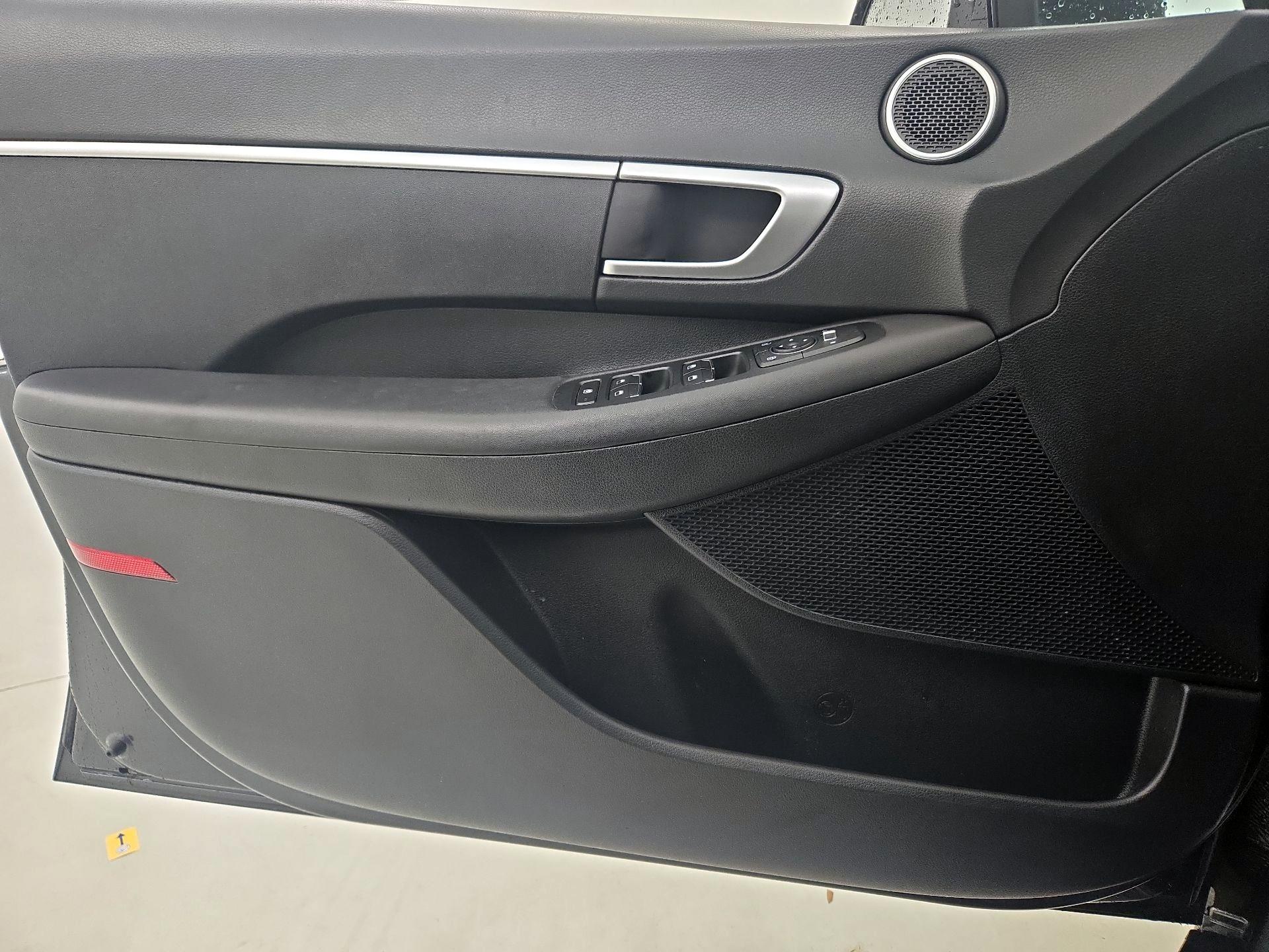 Thumbnail: 2023 Hyundai Sonata - 12