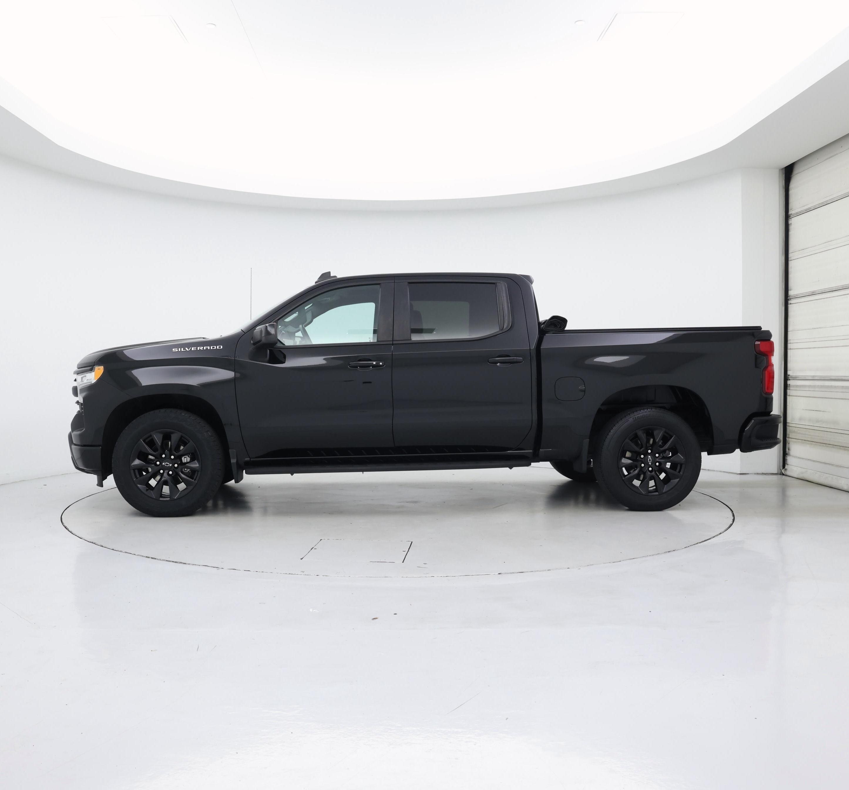 Thumbnail: 2022 Chevrolet Silverado 1500 - 3