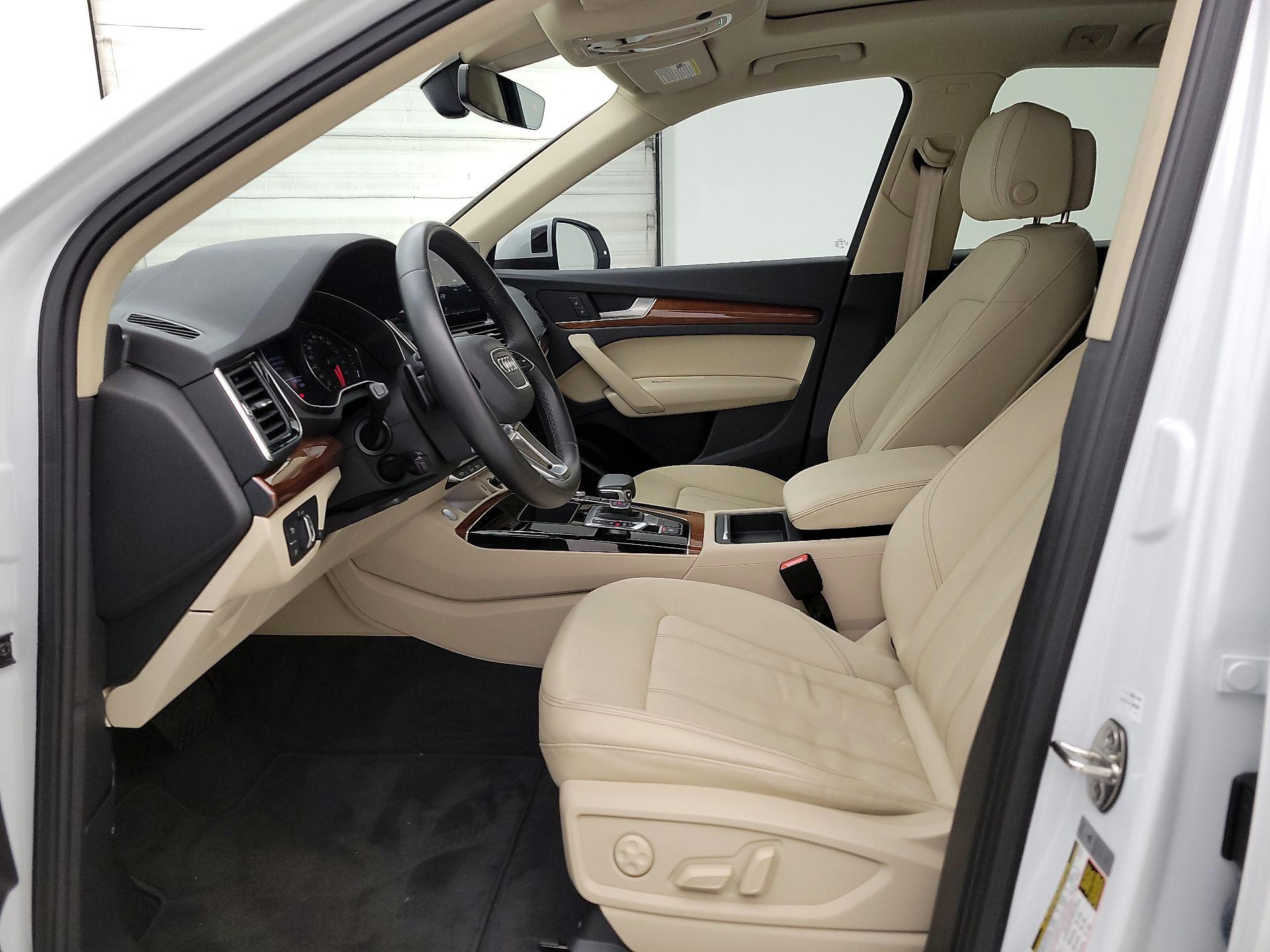 Thumbnail: 2021 Audi Q5 - 11