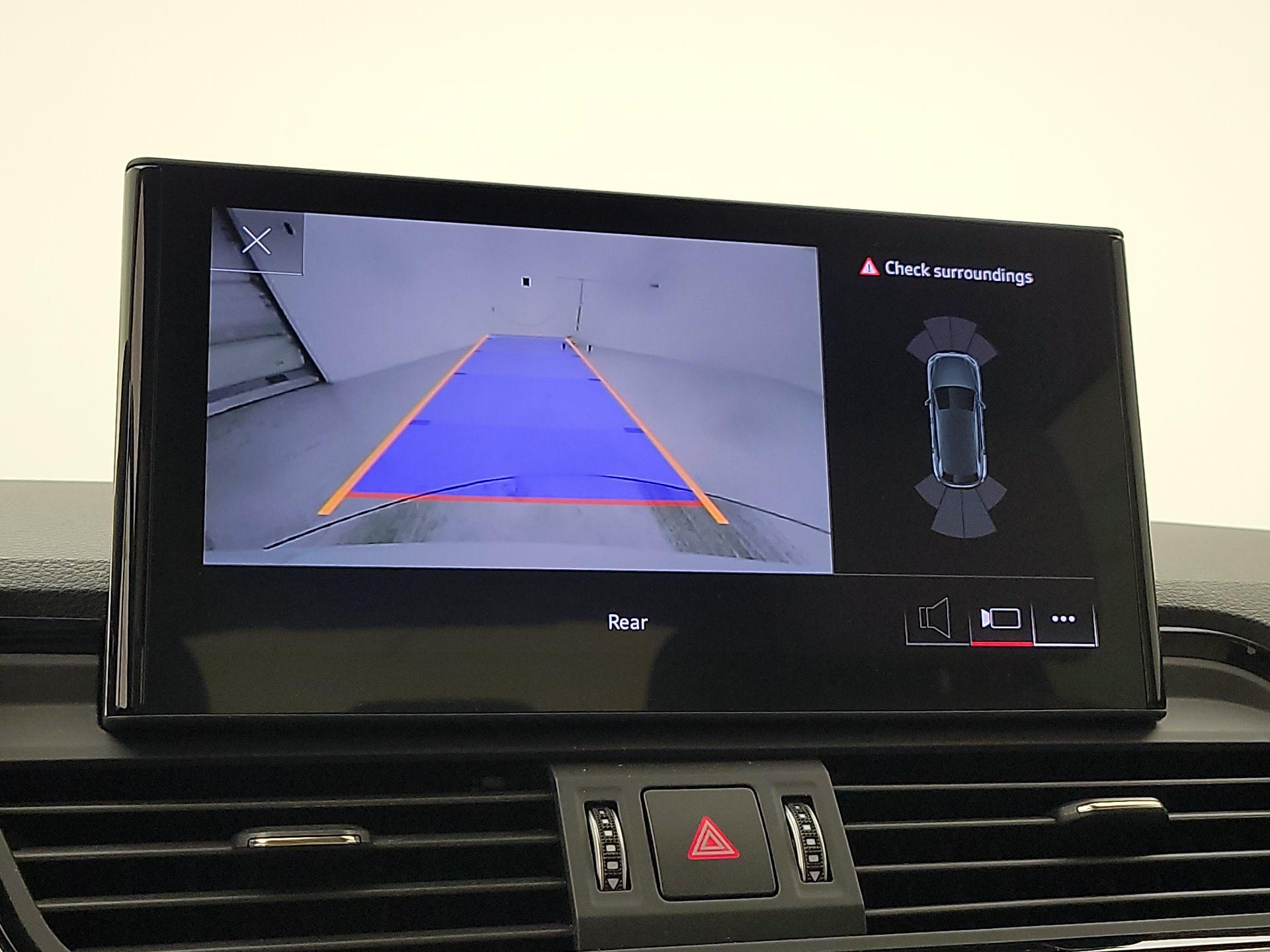 Thumbnail: 2021 Audi Q5 - 14