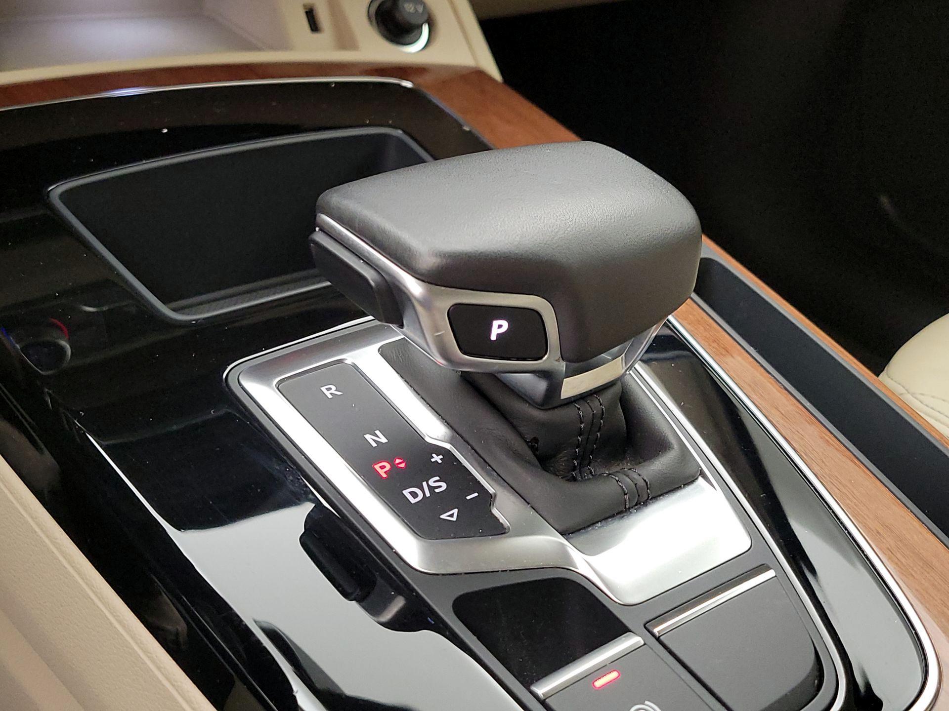 Thumbnail: 2021 Audi Q5 - 17