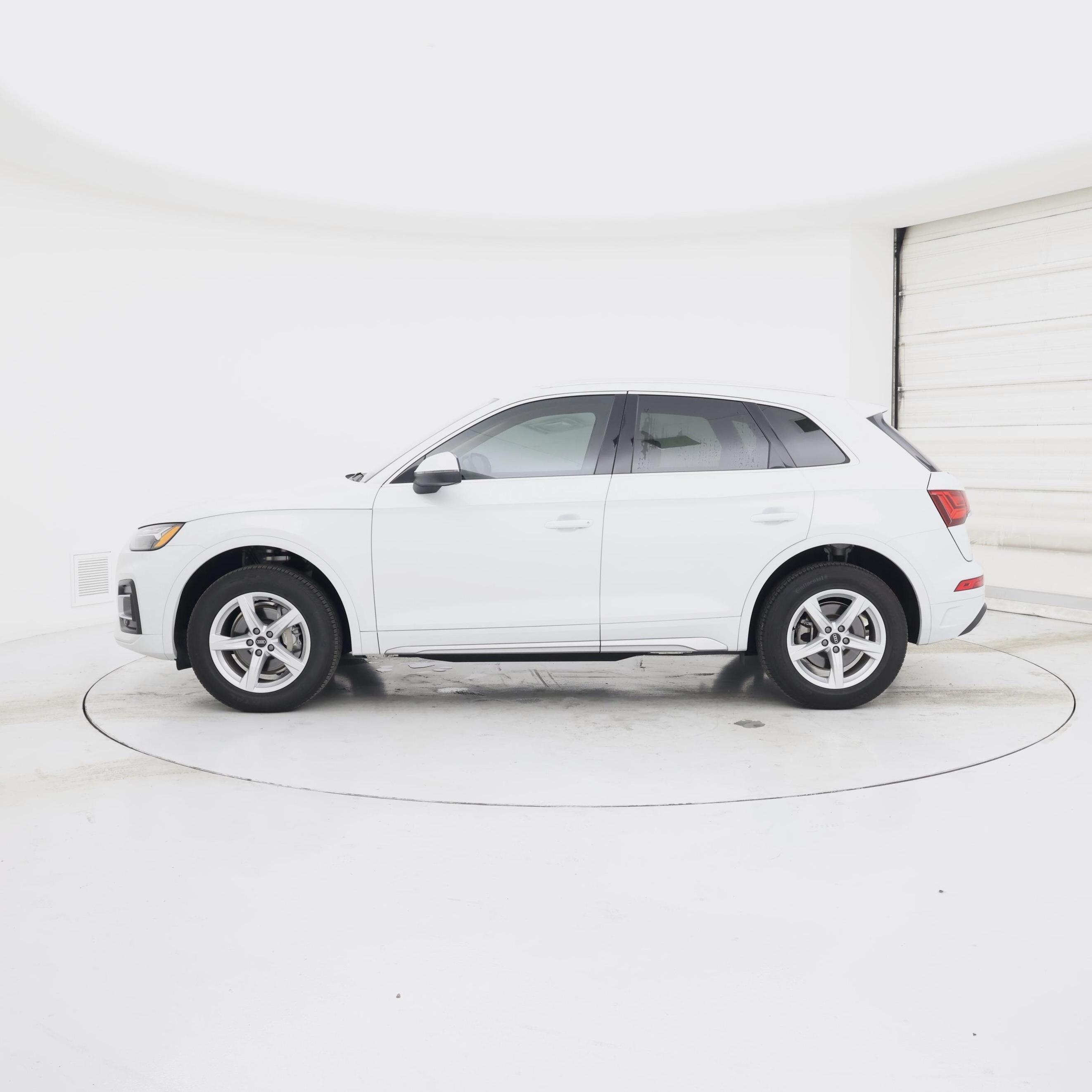 Thumbnail: 2021 Audi Q5 - 3