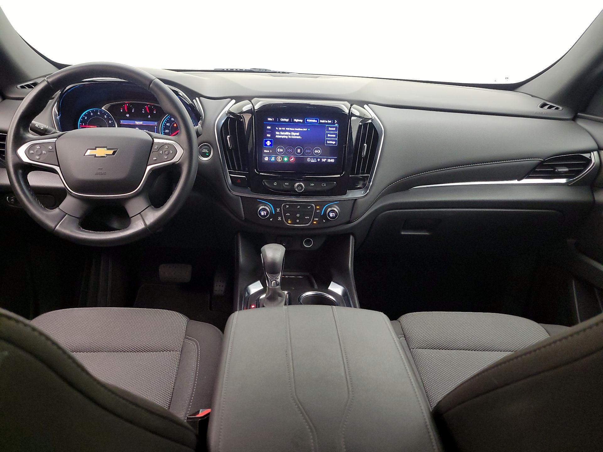 Thumbnail: 2023 Chevrolet Traverse - 9