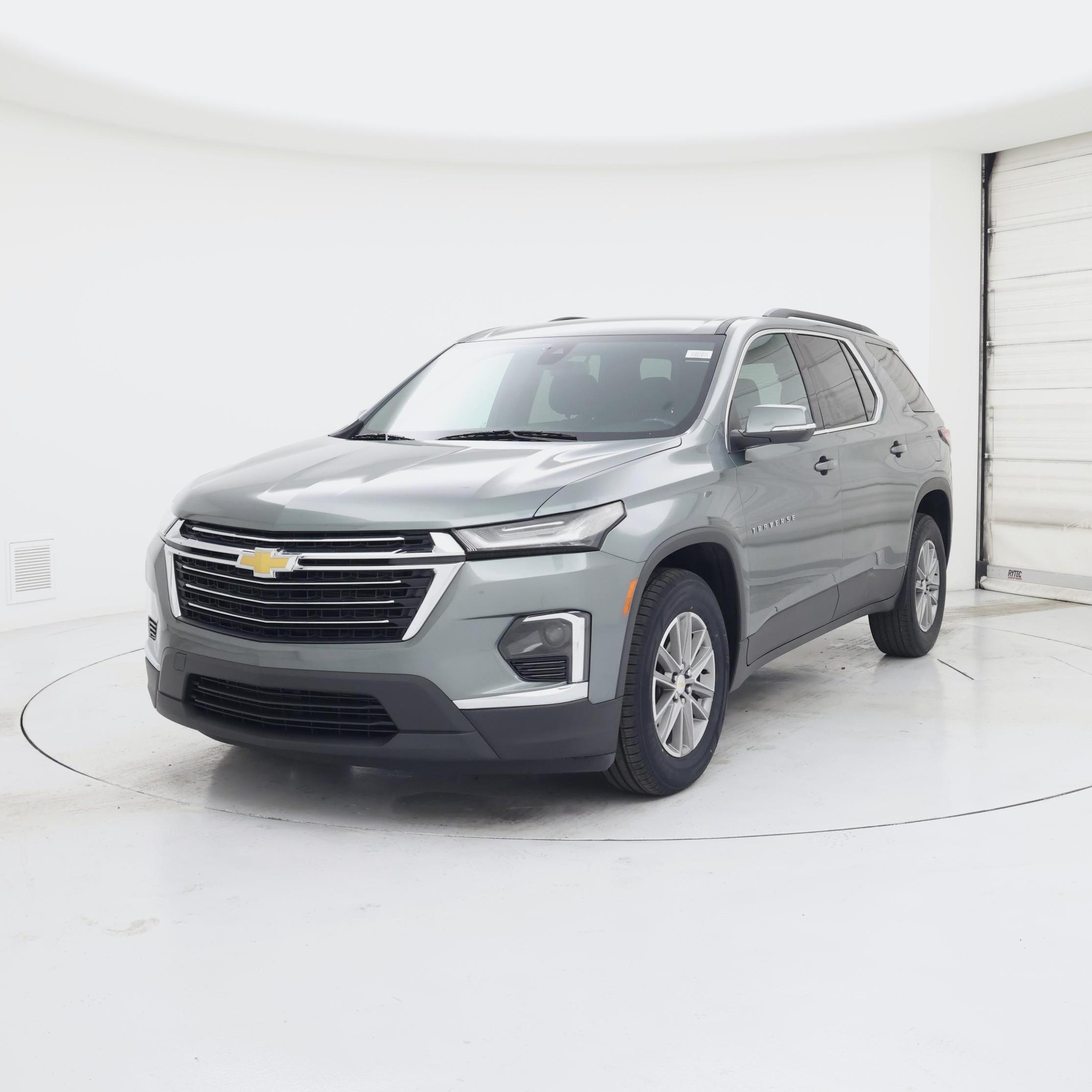 Thumbnail: 2023 Chevrolet Traverse - 4