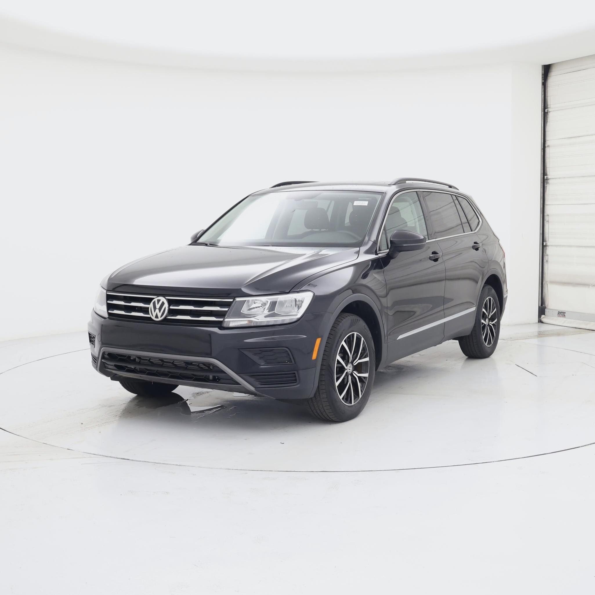 Thumbnail: 2021 Volkswagen Tiguan - 4