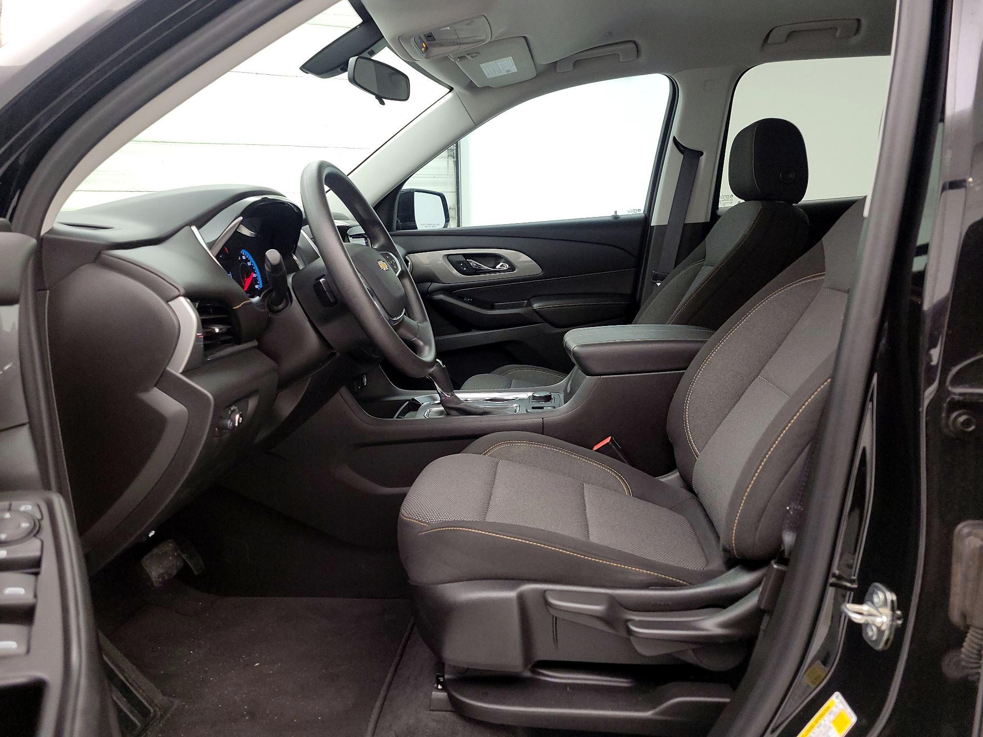Thumbnail: 2020 Chevrolet Traverse - 11