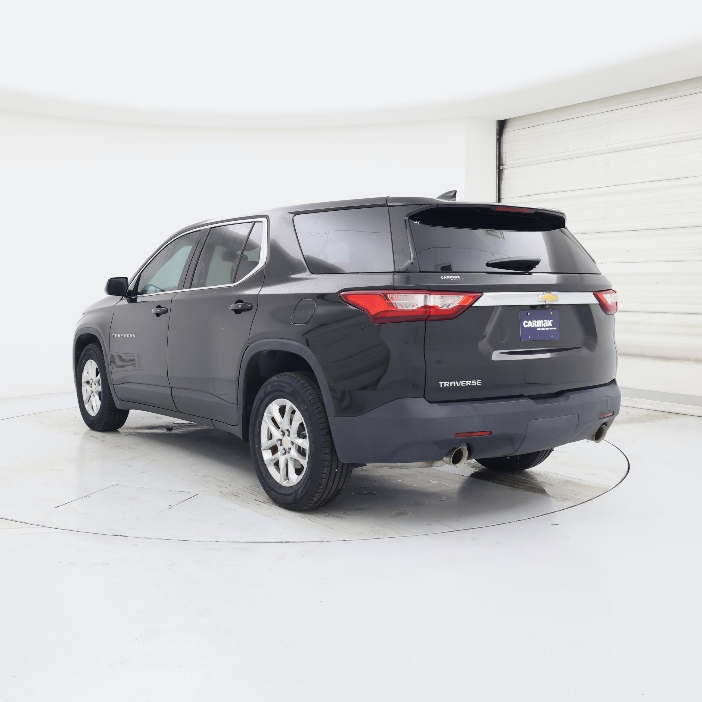 Thumbnail: 2020 Chevrolet Traverse - 2