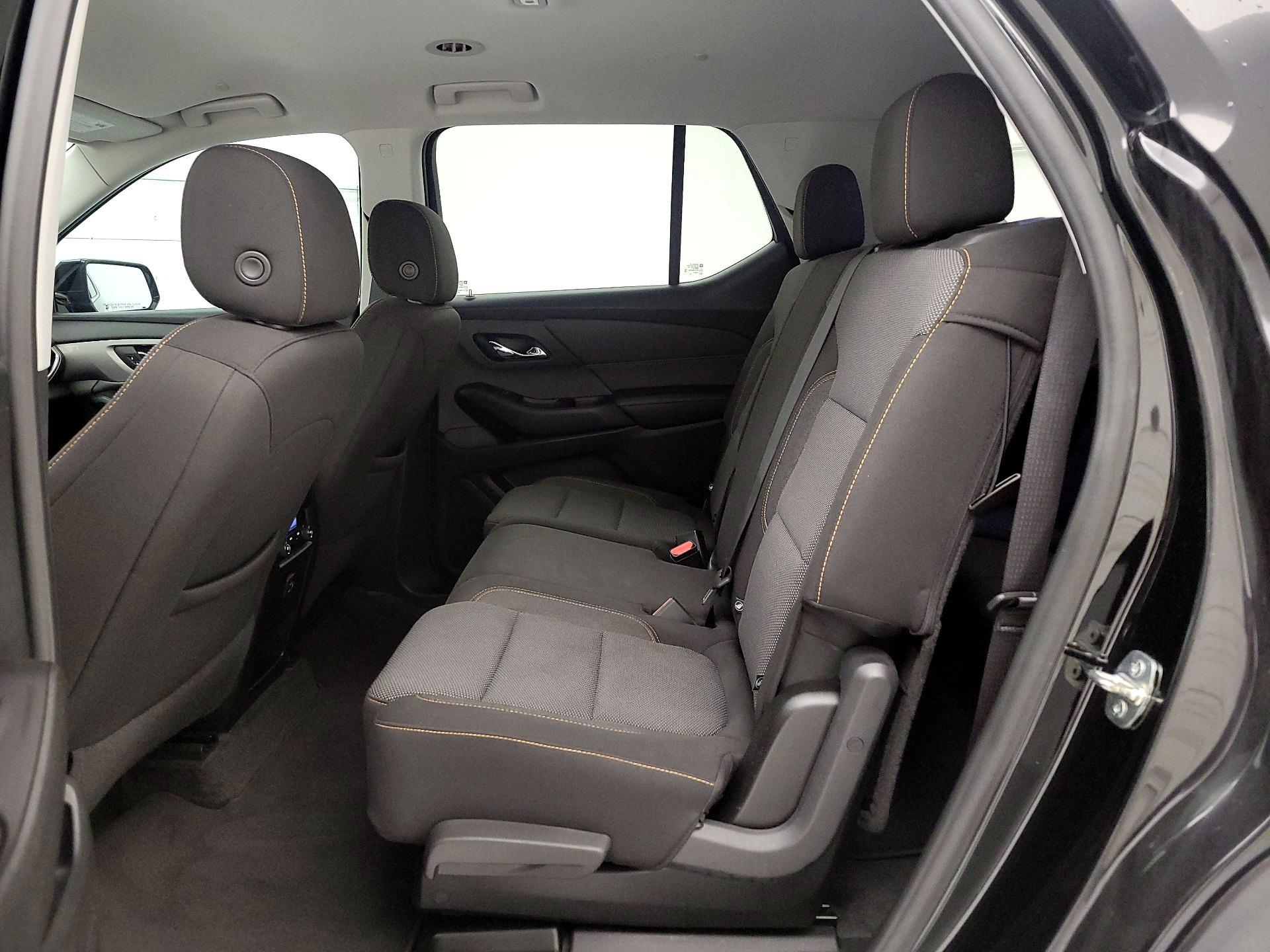 Thumbnail: 2020 Chevrolet Traverse - 19
