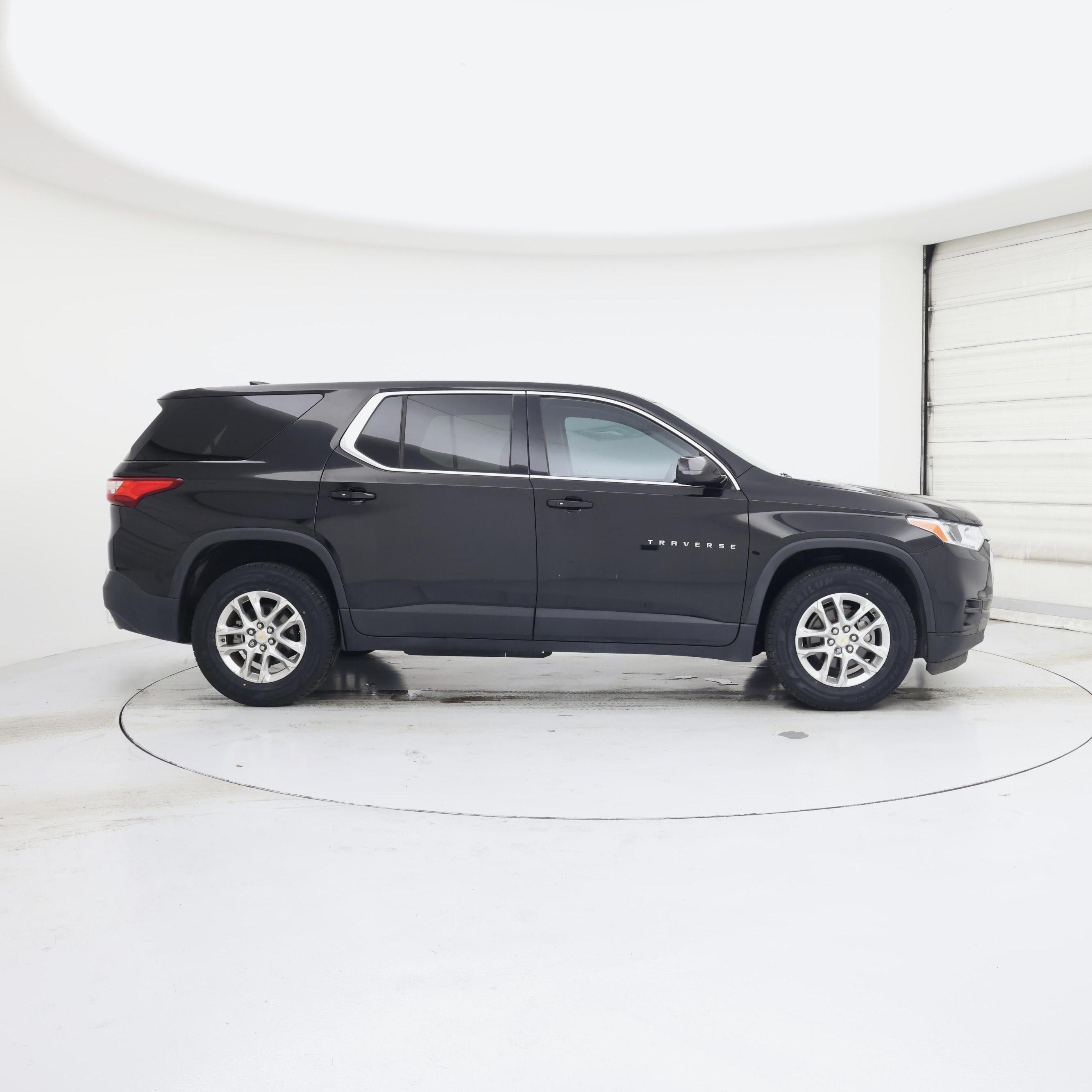 Thumbnail: 2020 Chevrolet Traverse - 7