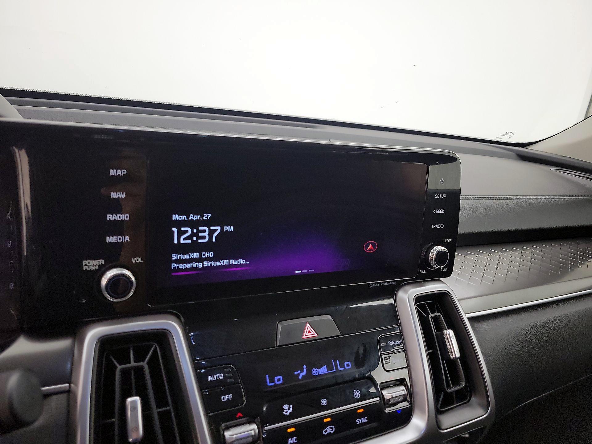 Thumbnail: 2023 Kia Sorento - 13