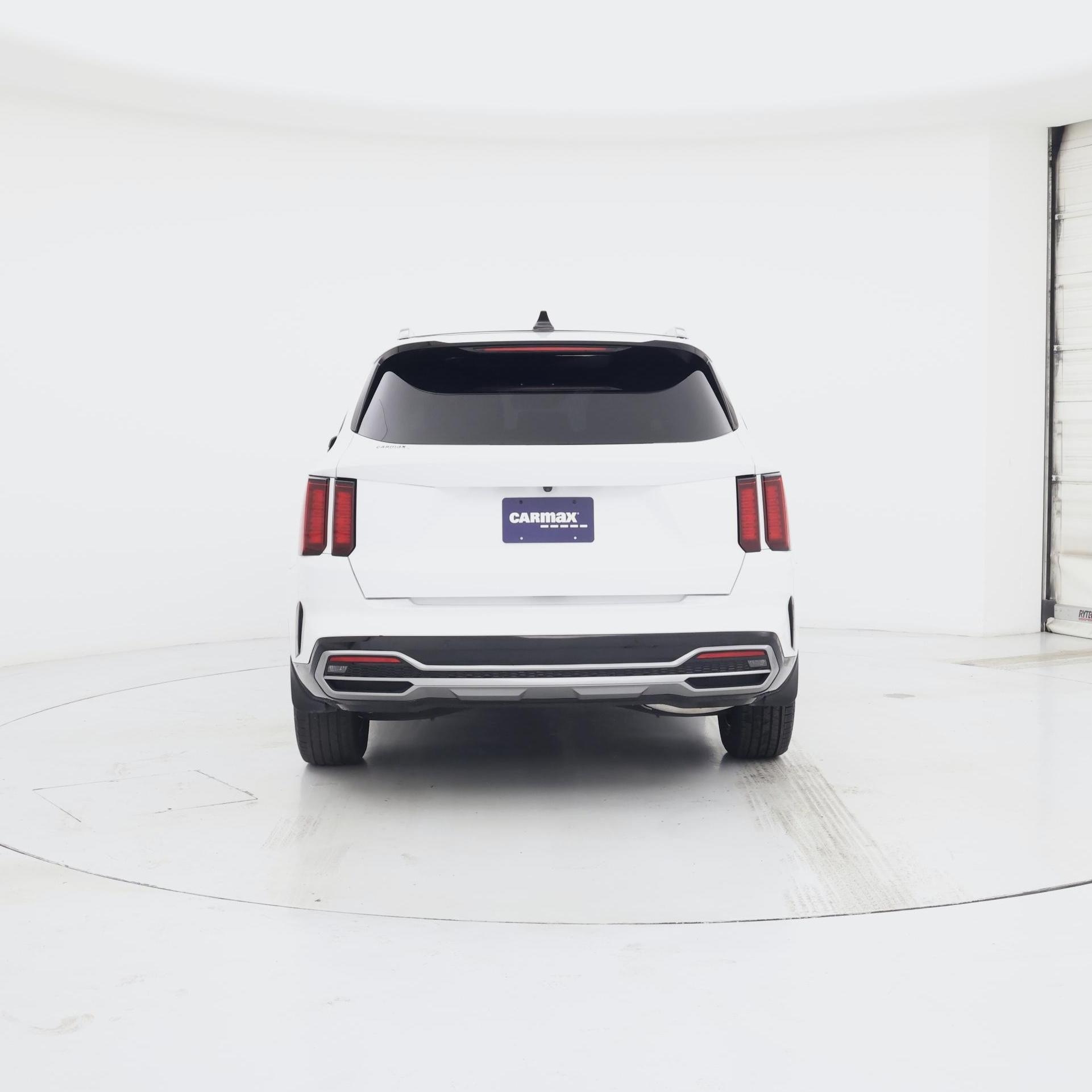 Thumbnail: 2023 Kia Sorento - 6