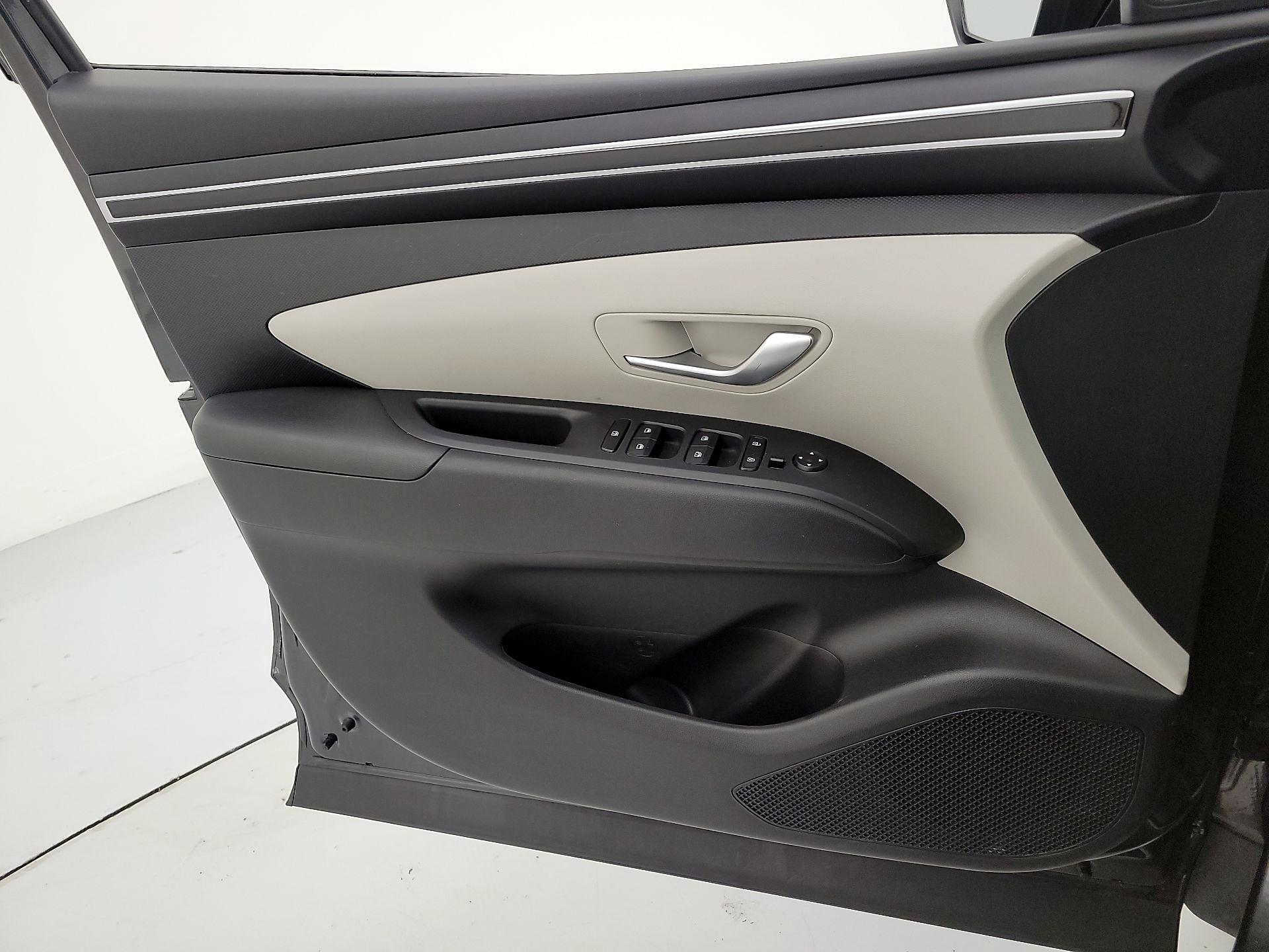 Thumbnail: 2023 Hyundai Tucson - 12