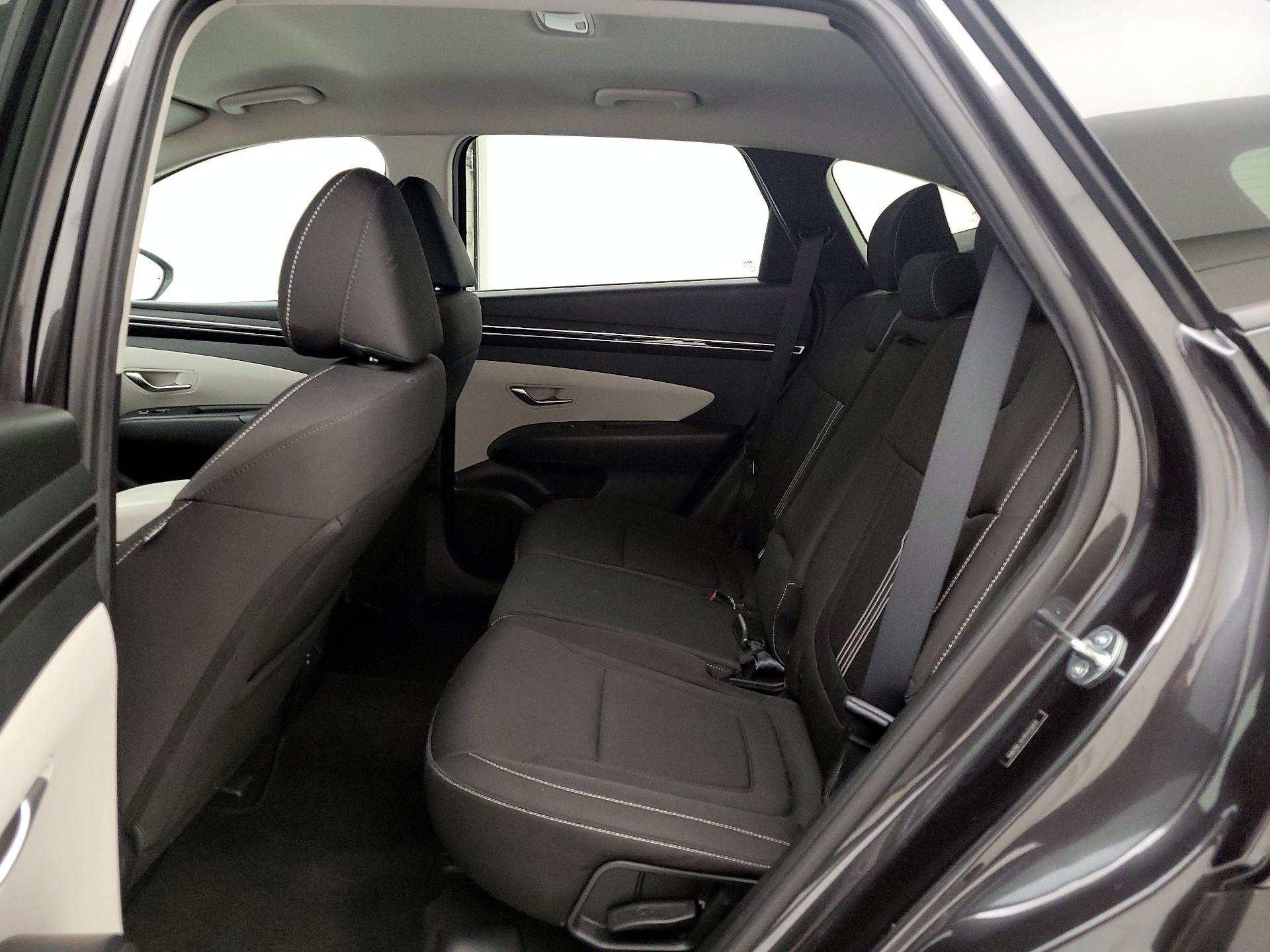 Thumbnail: 2023 Hyundai Tucson - 19