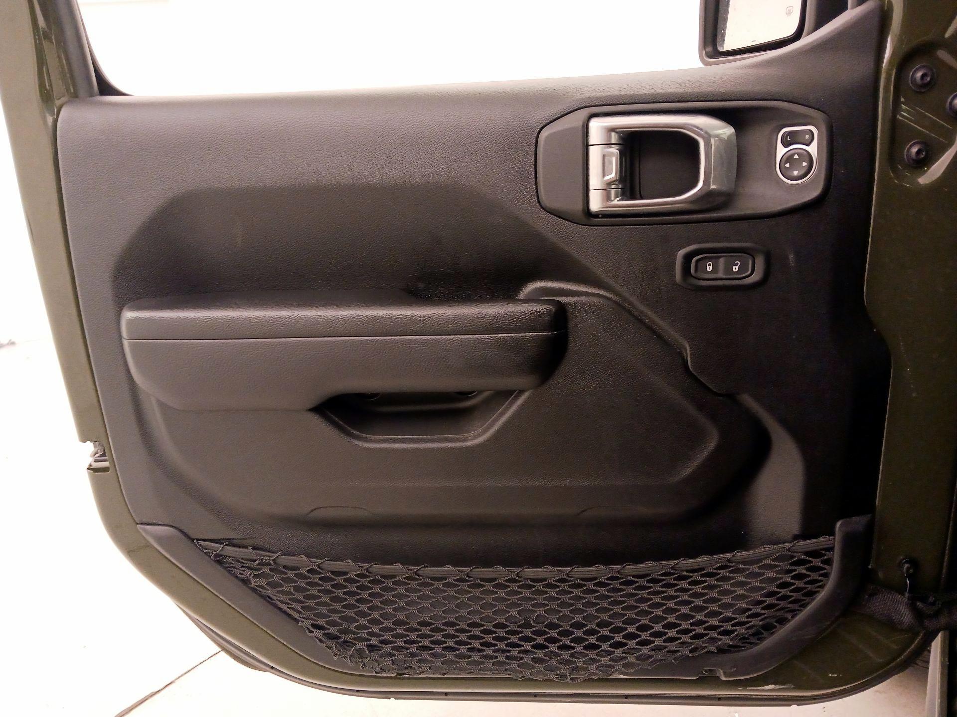 Thumbnail: 2024 Jeep Wrangler - 12