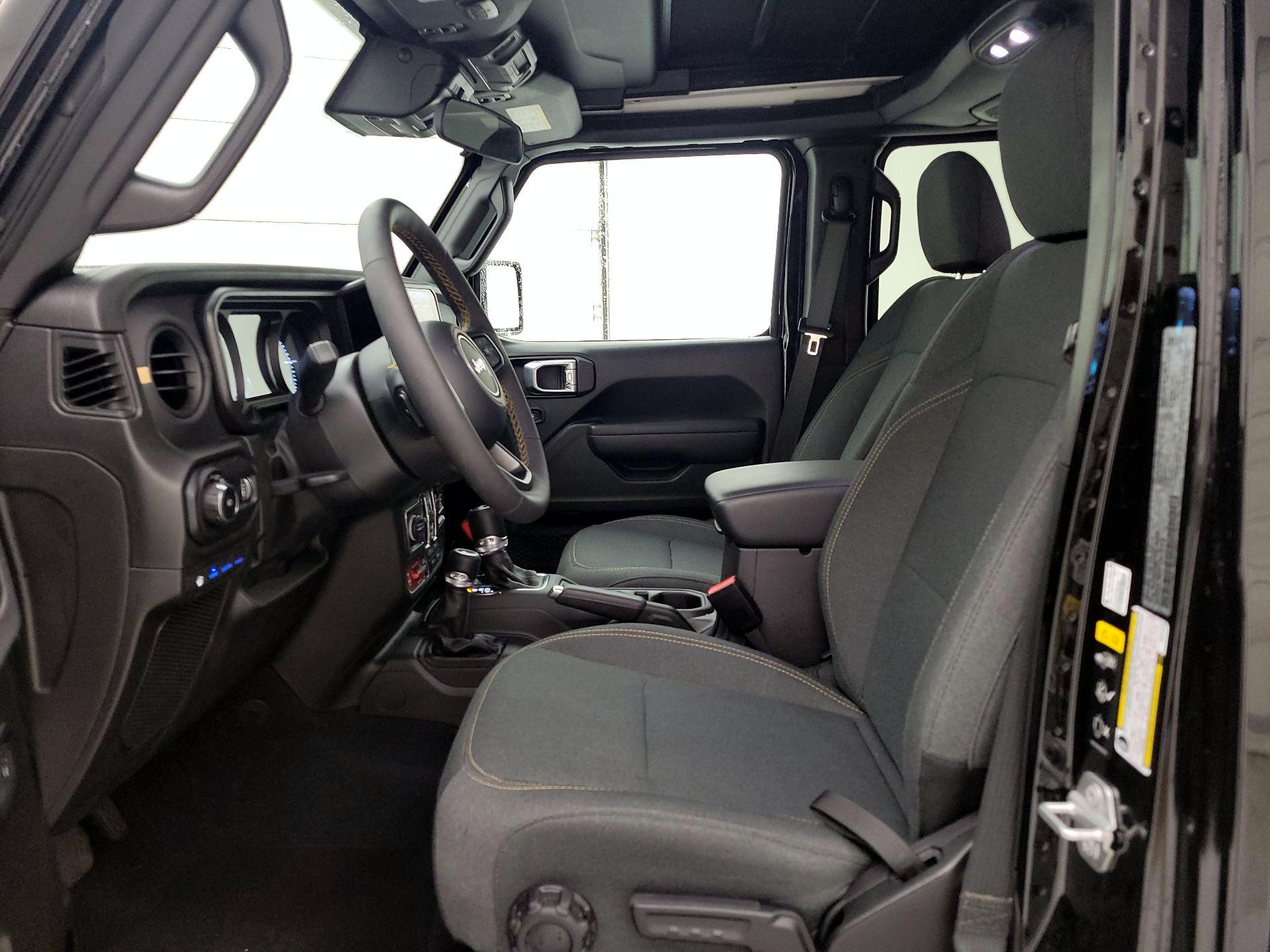 Thumbnail: 2024 Jeep Wrangler - 11