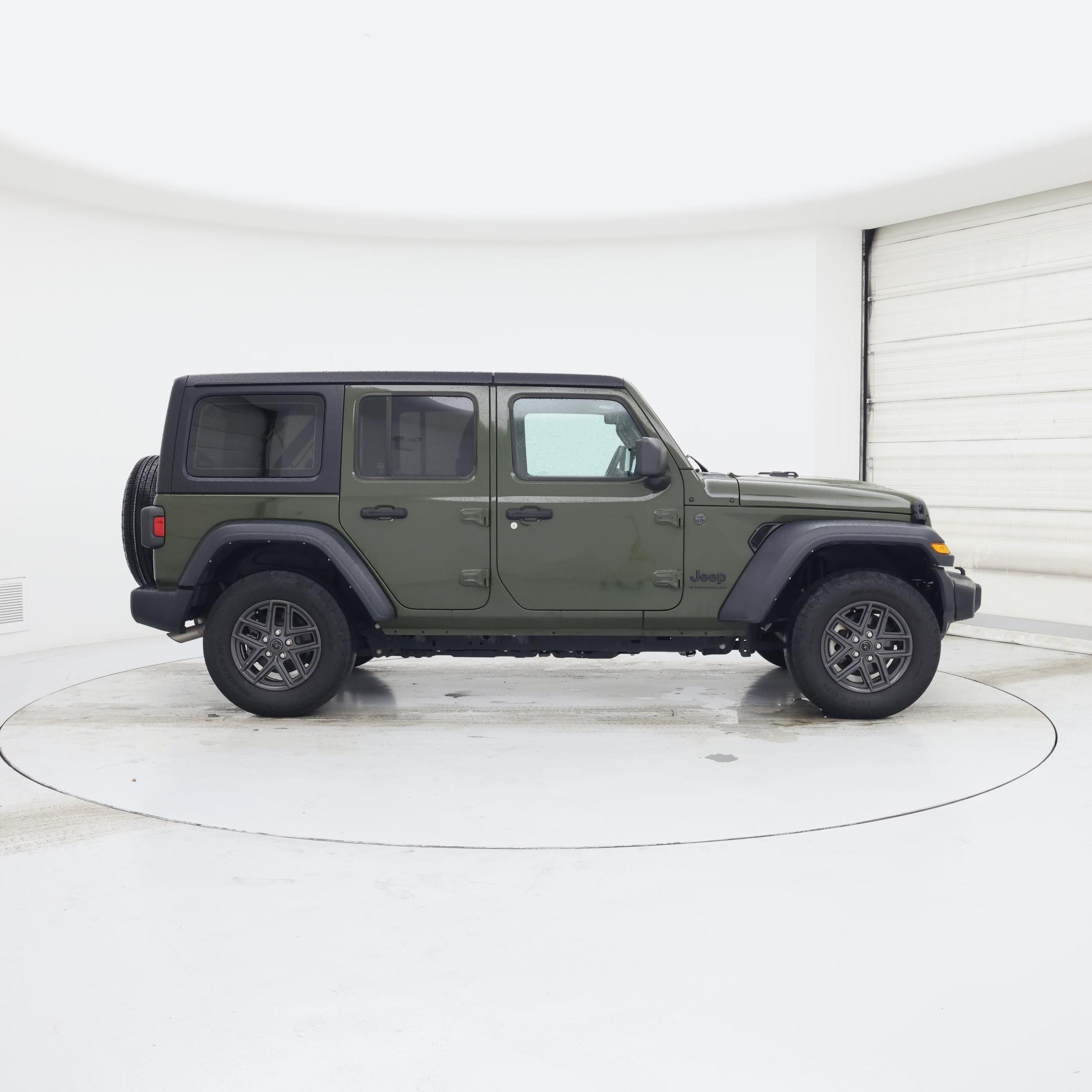 Thumbnail: 2024 Jeep Wrangler - 7