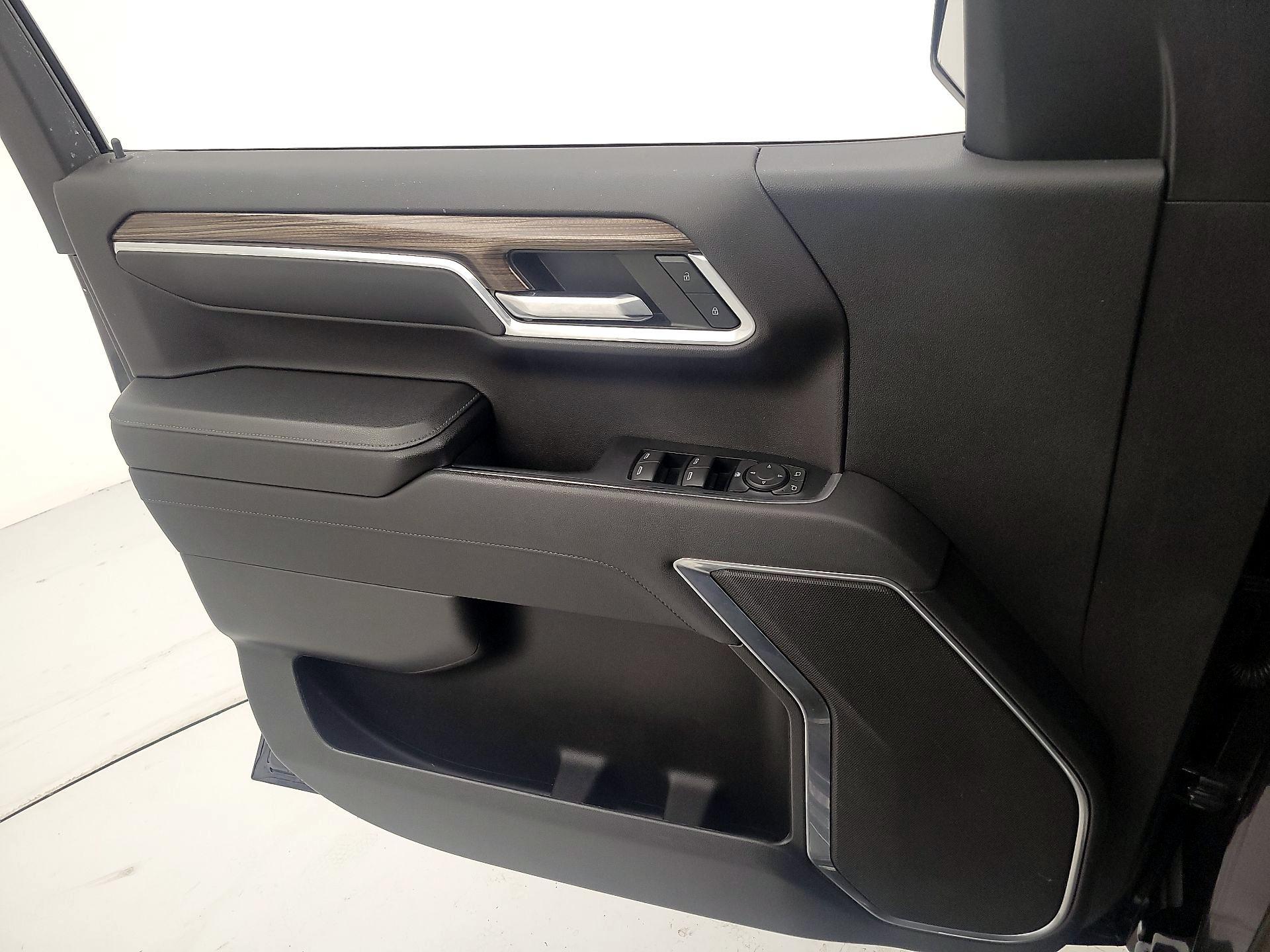 Thumbnail: 2023 Chevrolet Silverado 1500 - 12