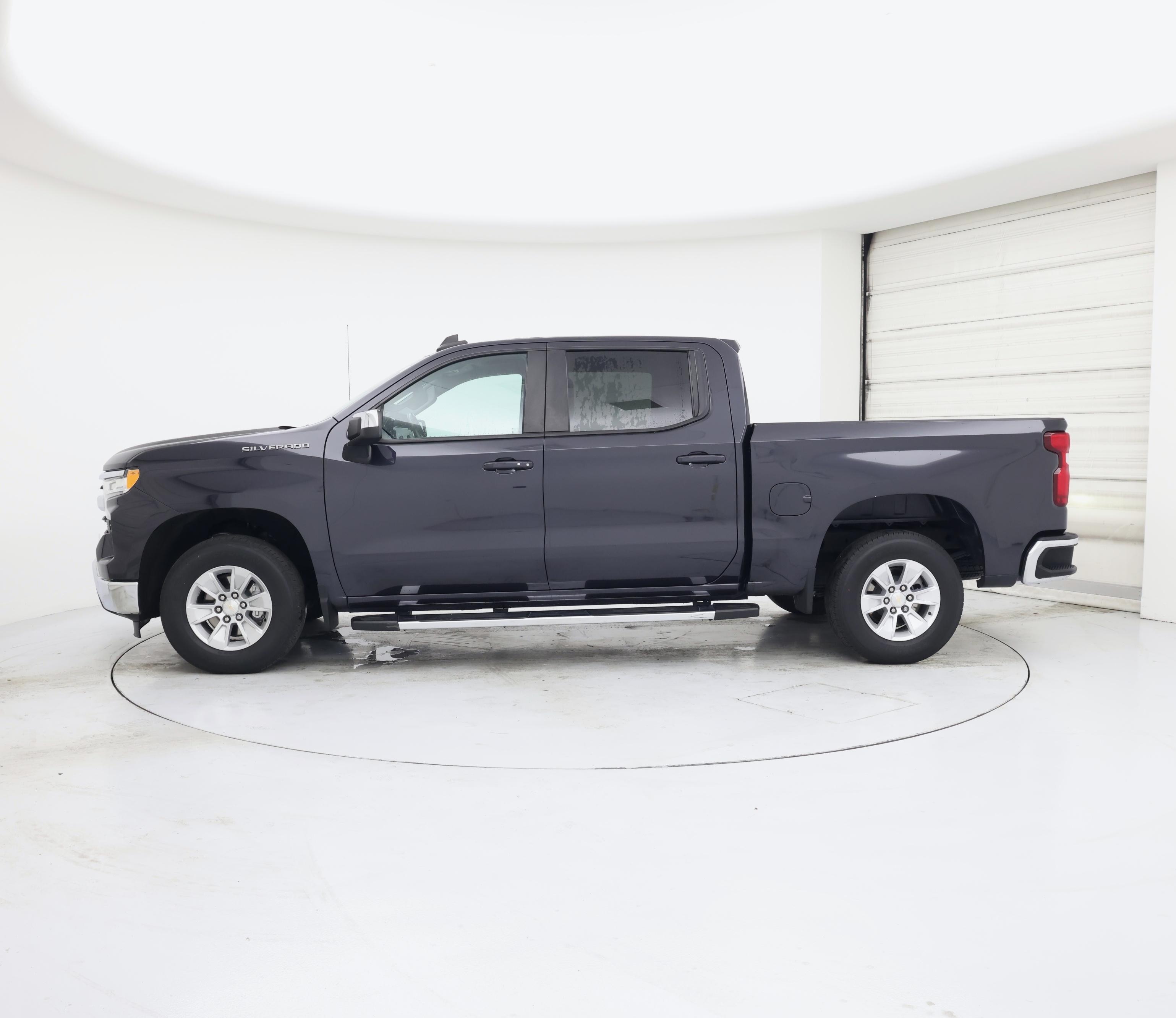 Thumbnail: 2023 Chevrolet Silverado 1500 - 3
