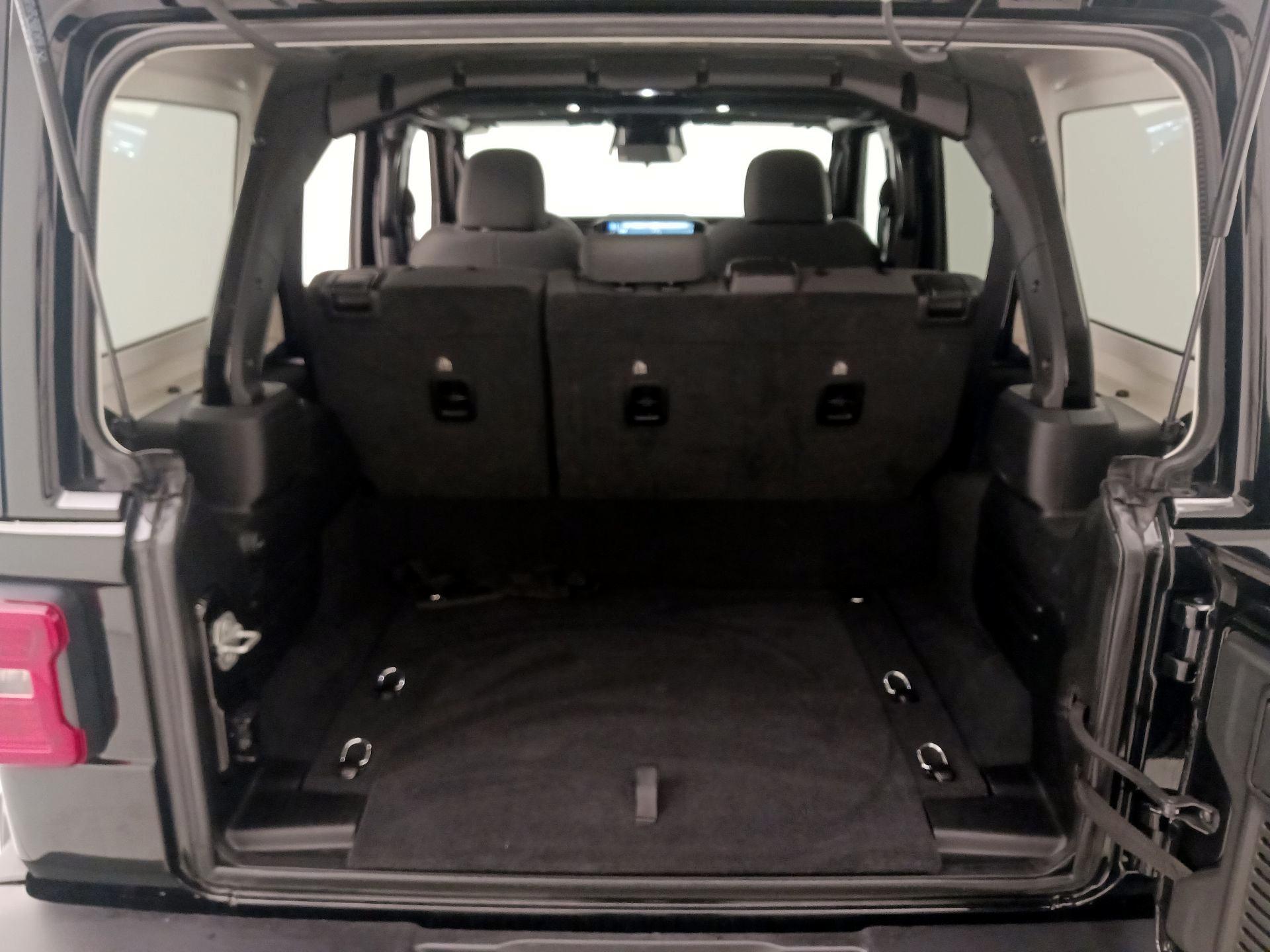 Thumbnail: 2025 Jeep Wrangler - 20