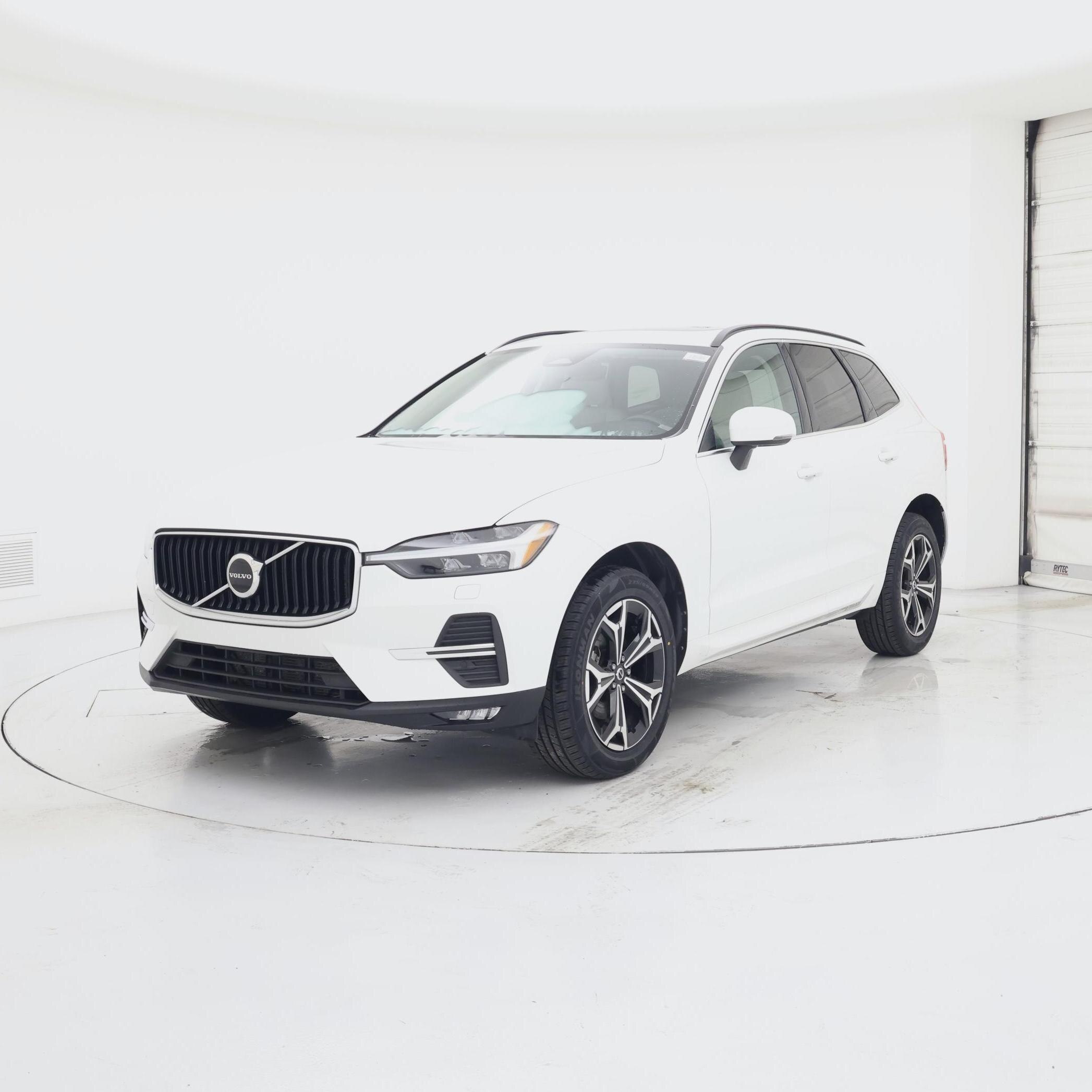 Thumbnail: 2022 Volvo XC60 - 4