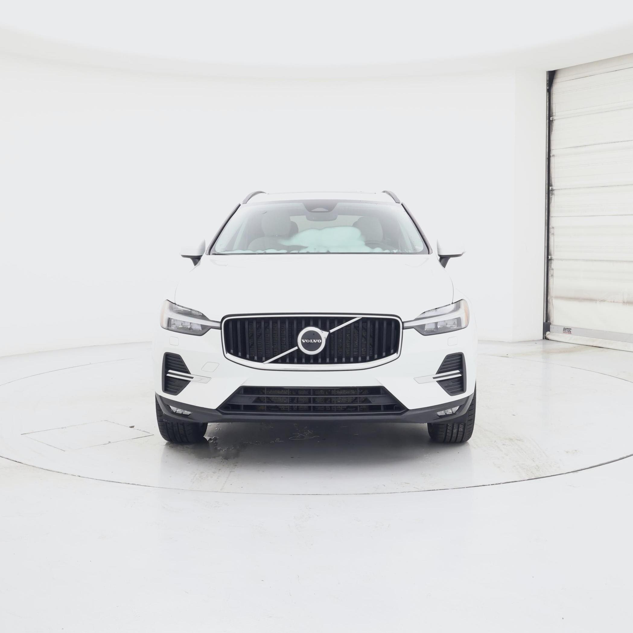 Thumbnail: 2022 Volvo XC60 - 5