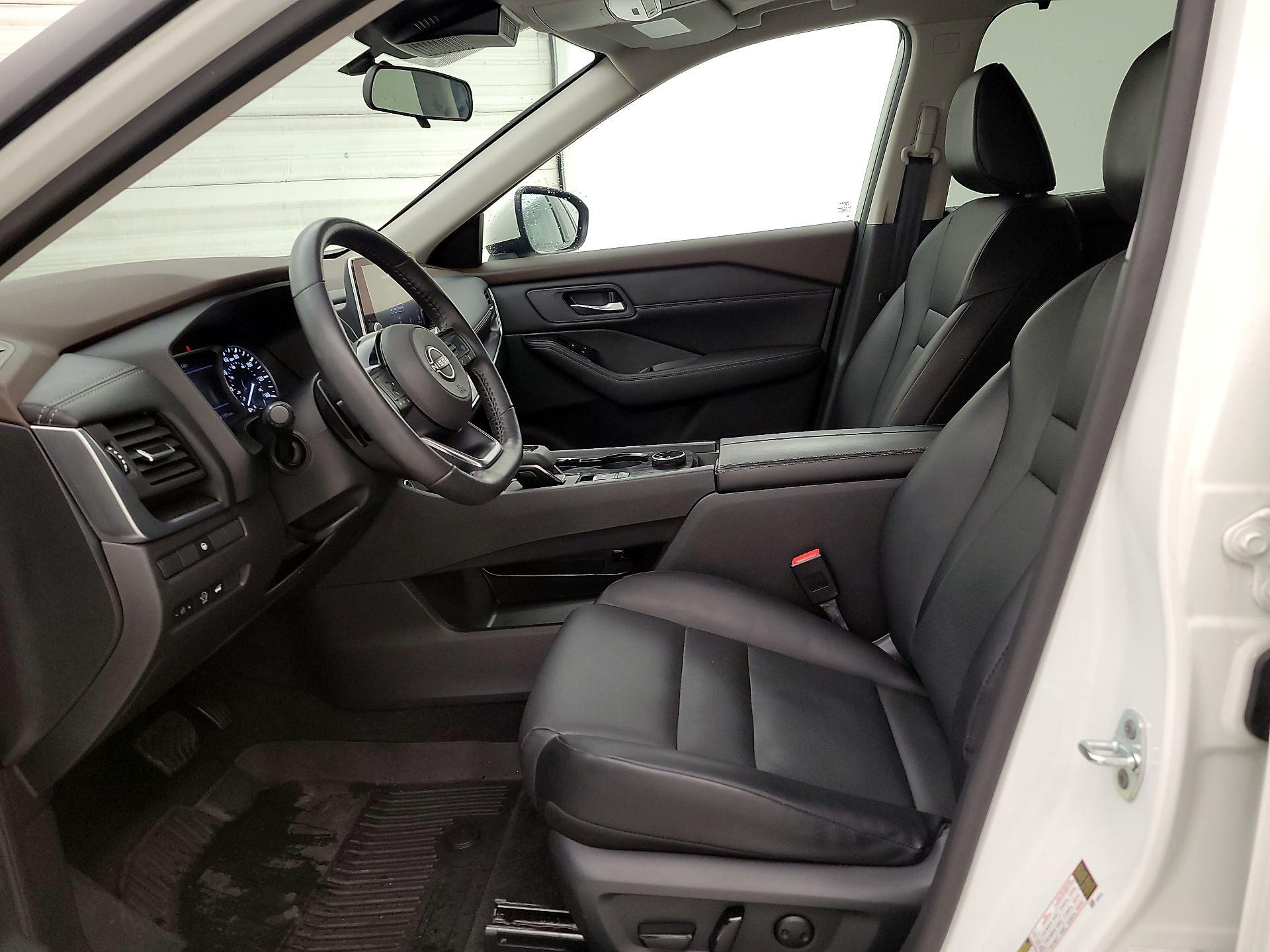 Thumbnail: 2023 Nissan Rogue - 11