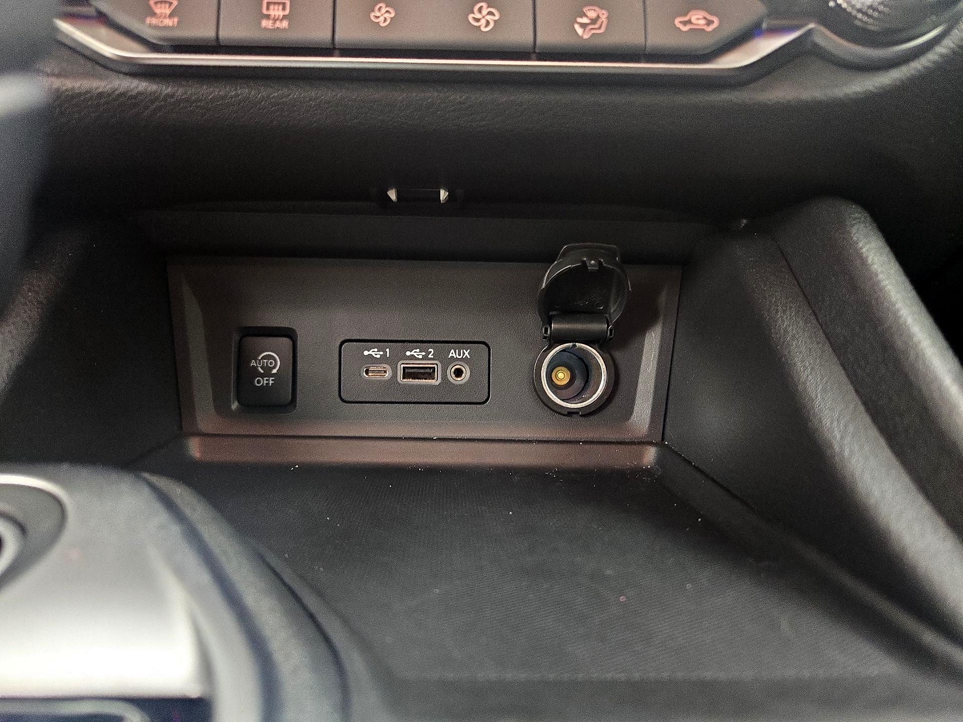 Thumbnail: 2024 Nissan Sentra - 18