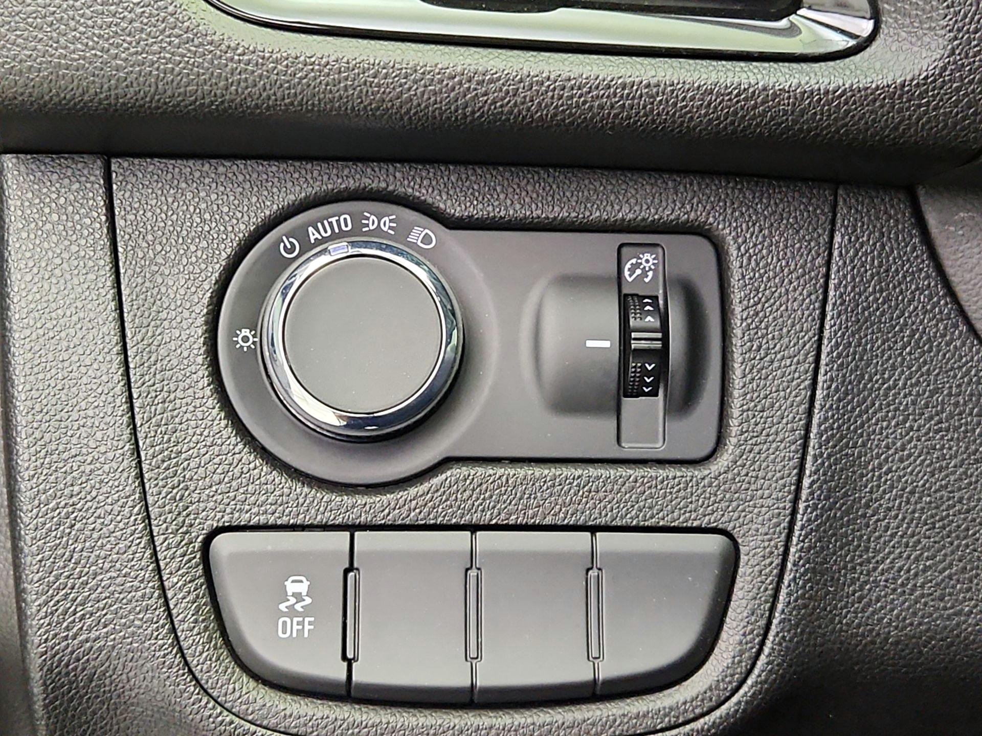 Thumbnail: 2016 Chevrolet Spark - 13