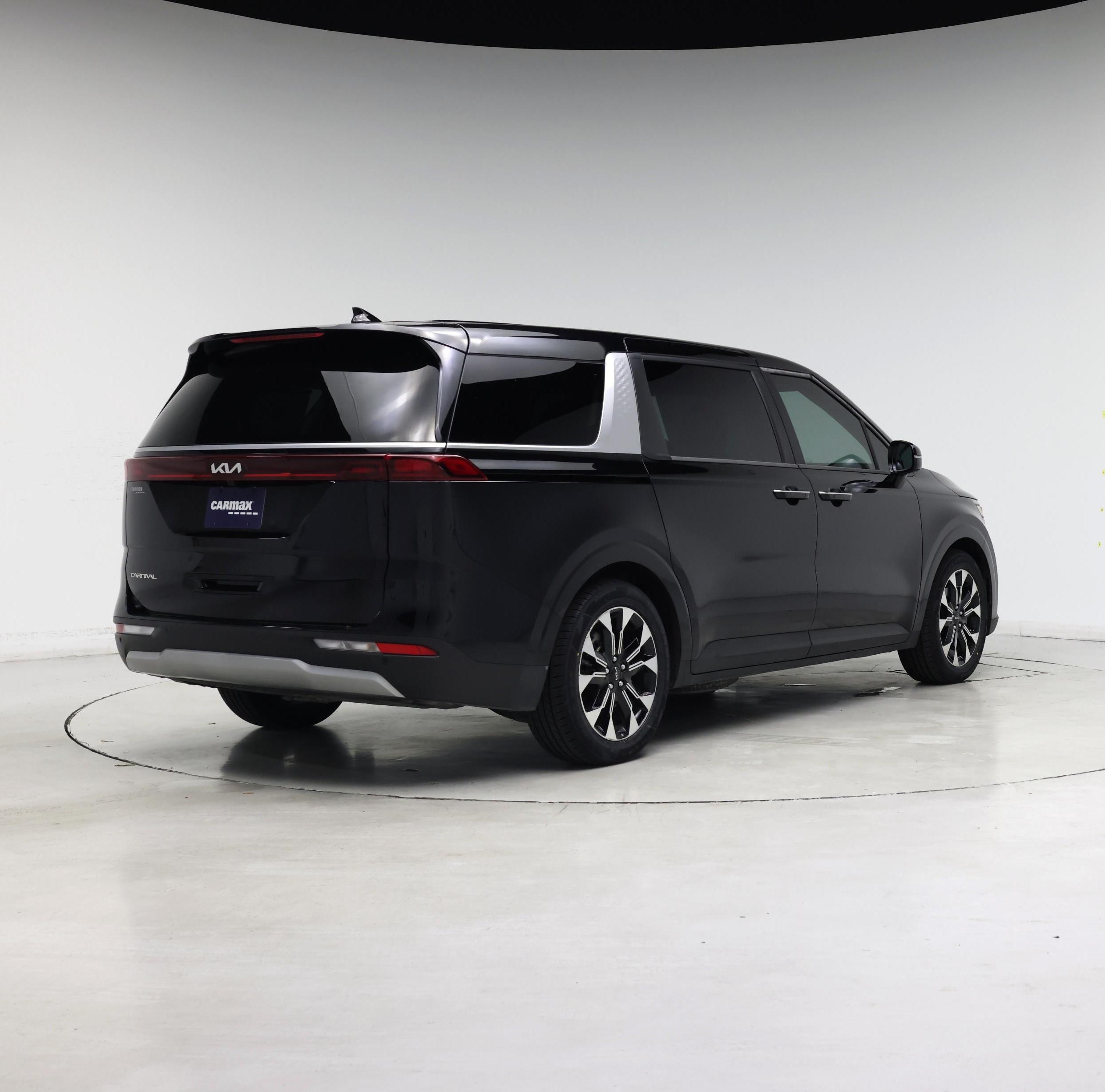 Thumbnail: 2024 Kia Carnival - 8