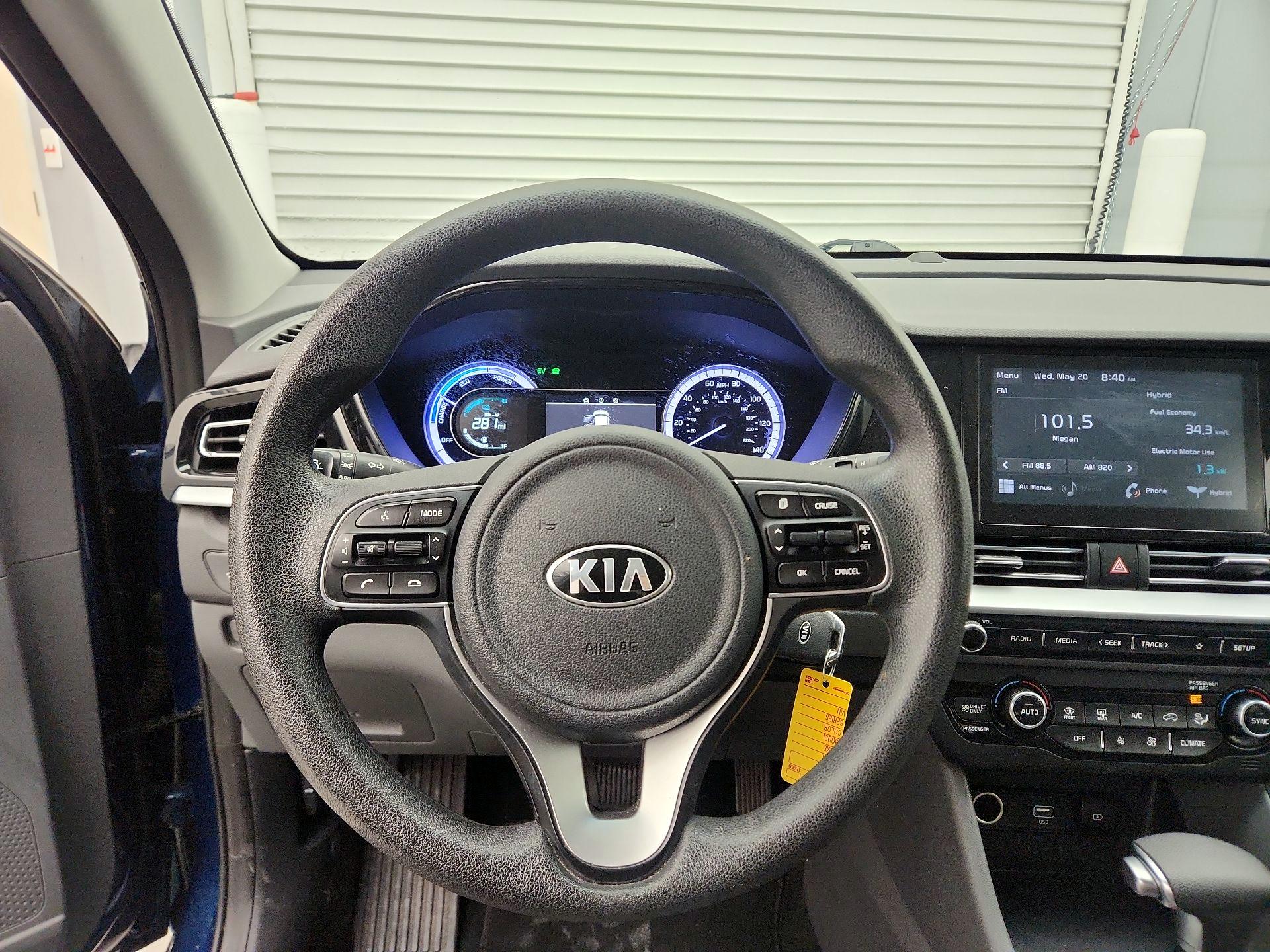 Thumbnail: 2020 Kia Niro - 10