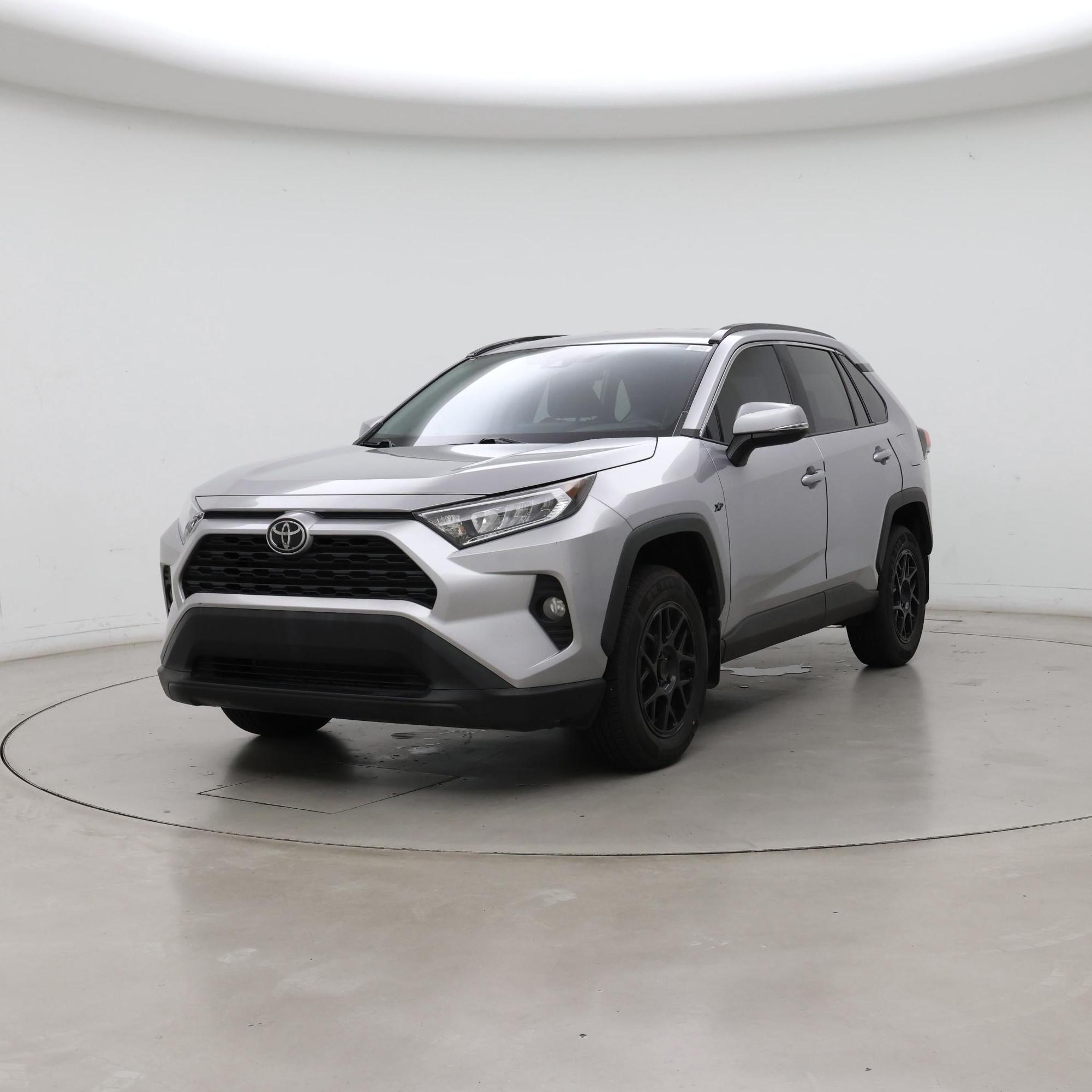 Thumbnail: 2021 Toyota RAV4 - 4