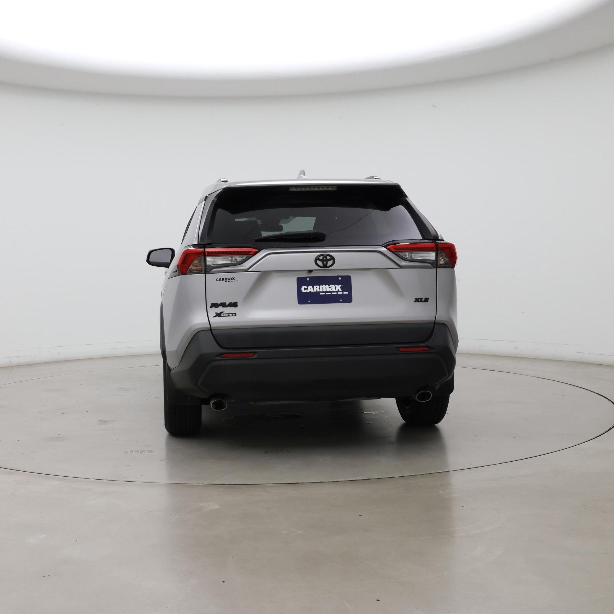 Thumbnail: 2021 Toyota RAV4 - 6