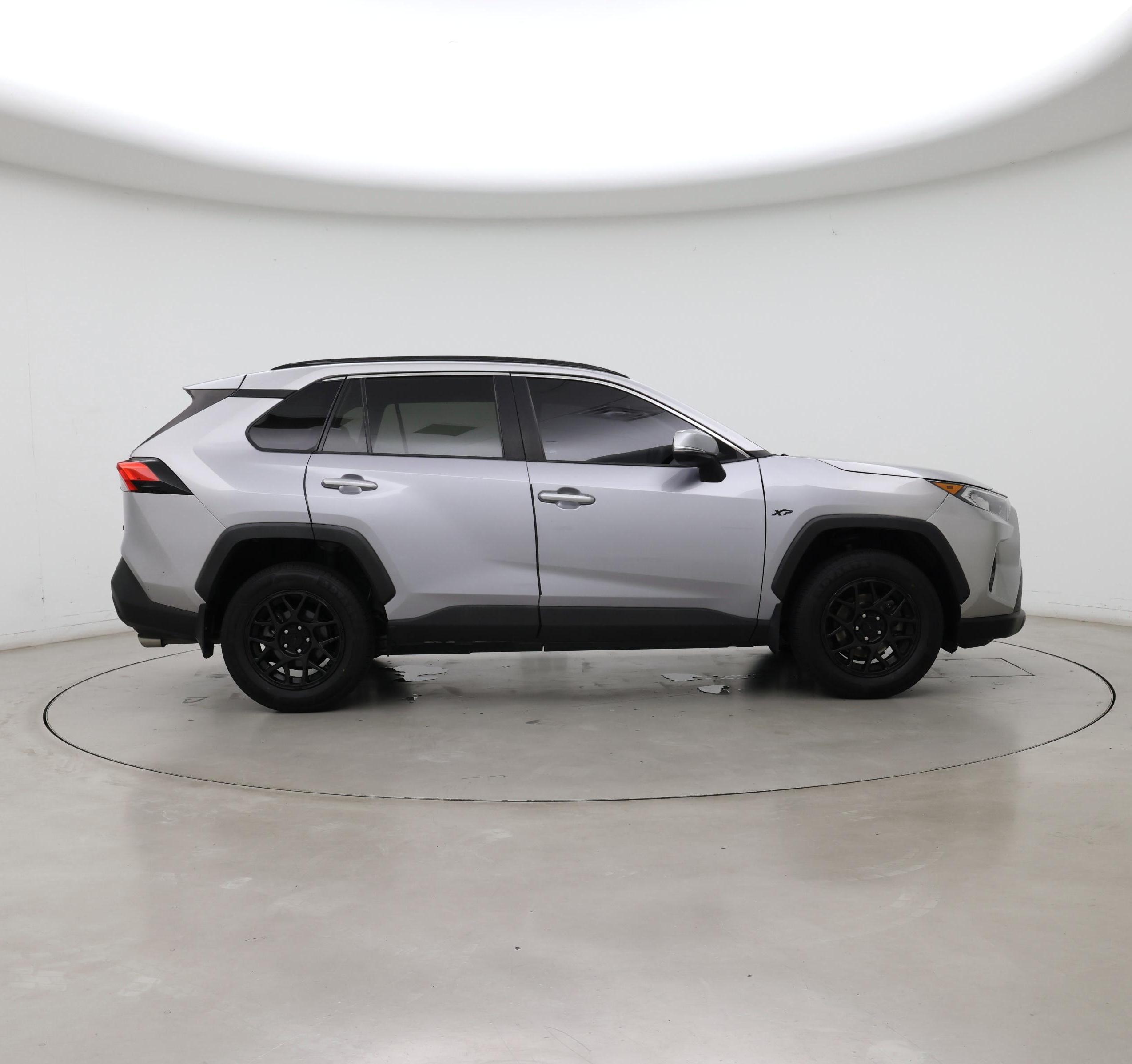 Thumbnail: 2021 Toyota RAV4 - 7