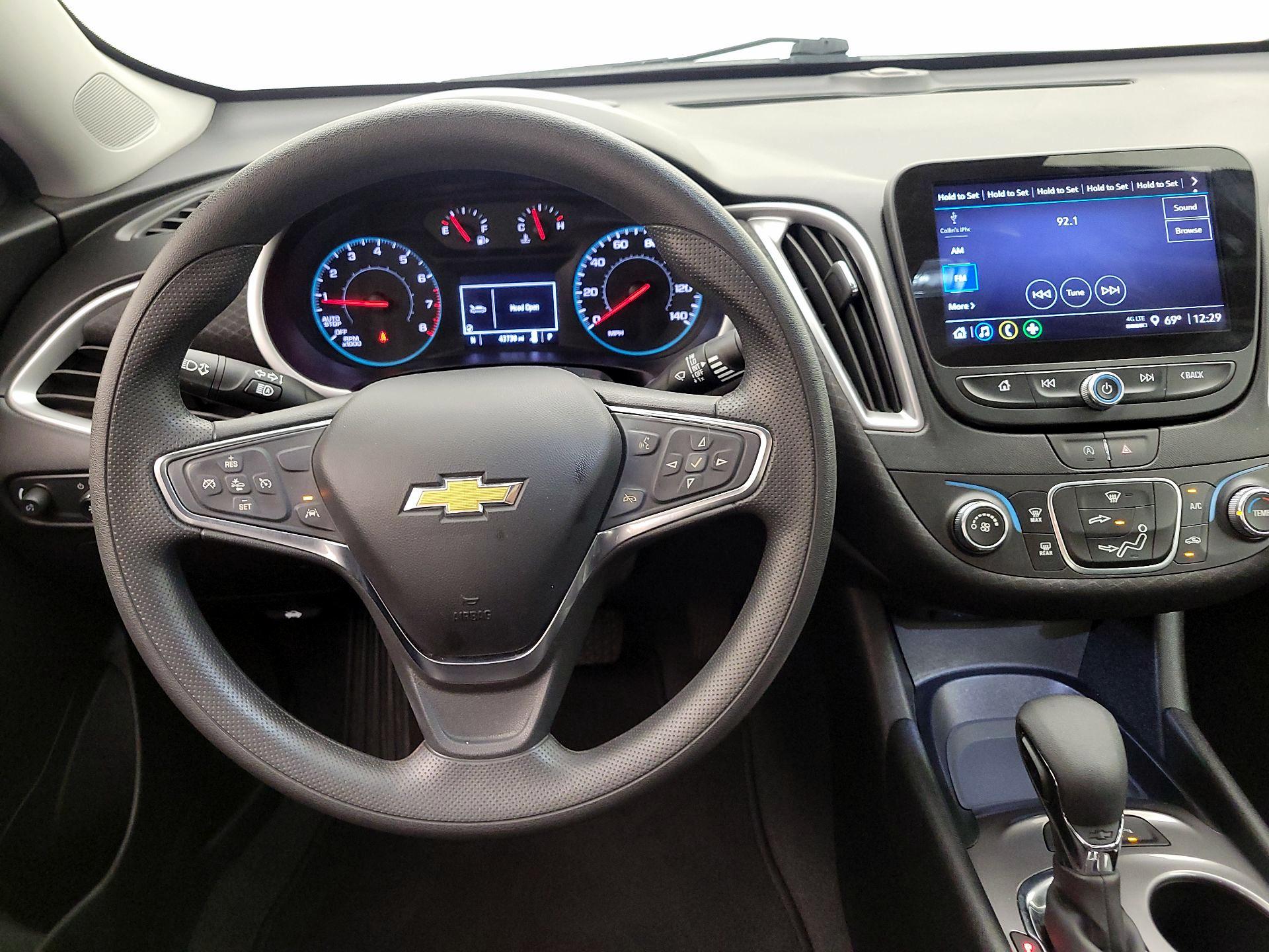 Thumbnail: 2024 Chevrolet Malibu - 10