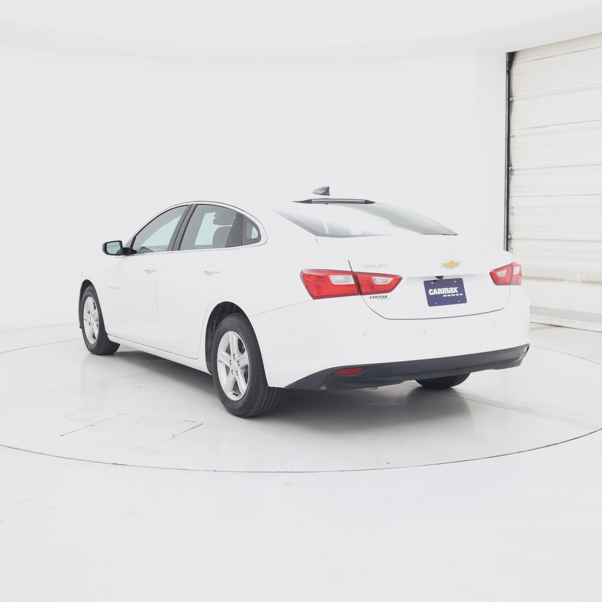 Thumbnail: 2024 Chevrolet Malibu - 2