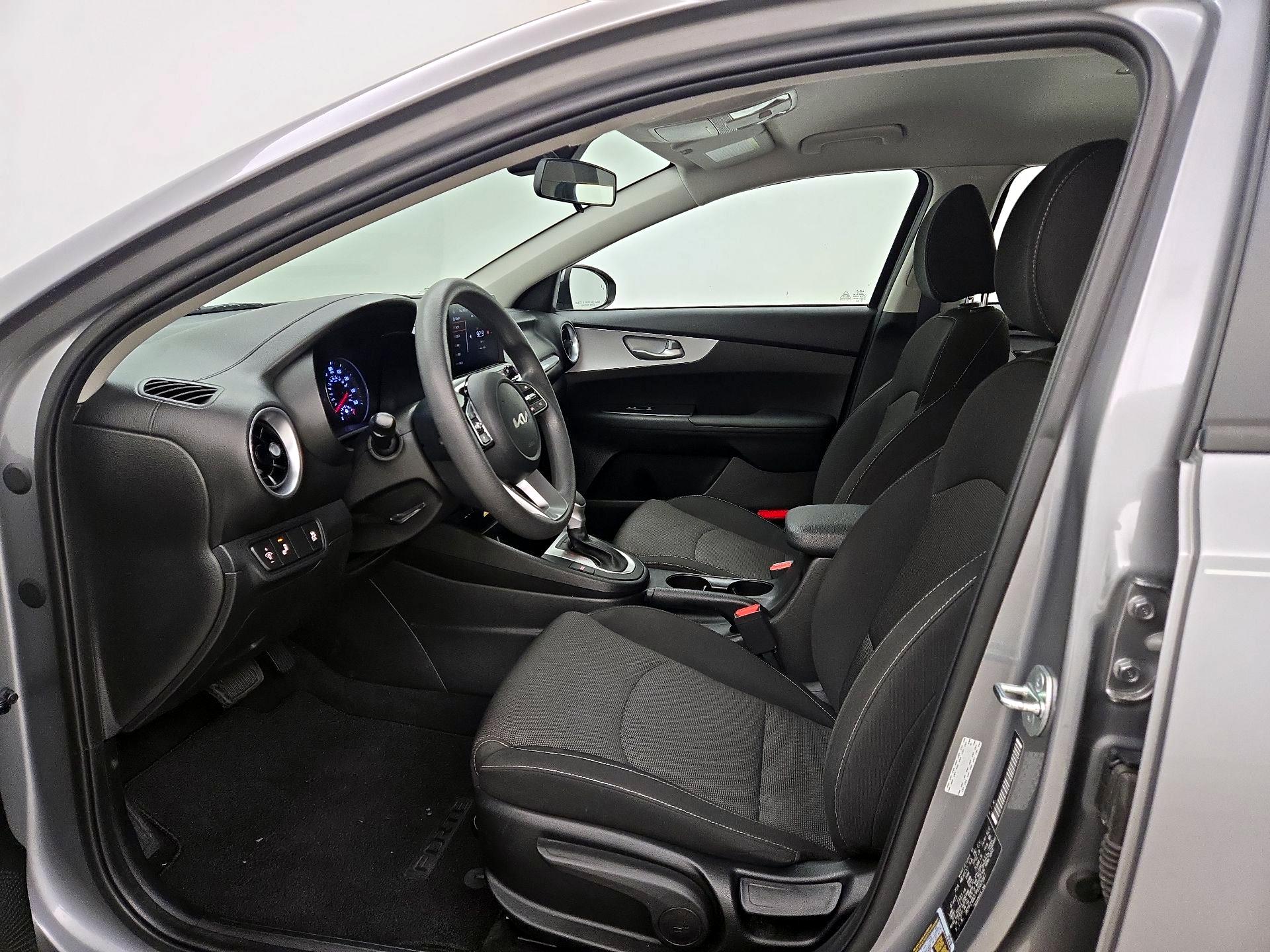 Thumbnail: 2023 Kia Forte - 11
