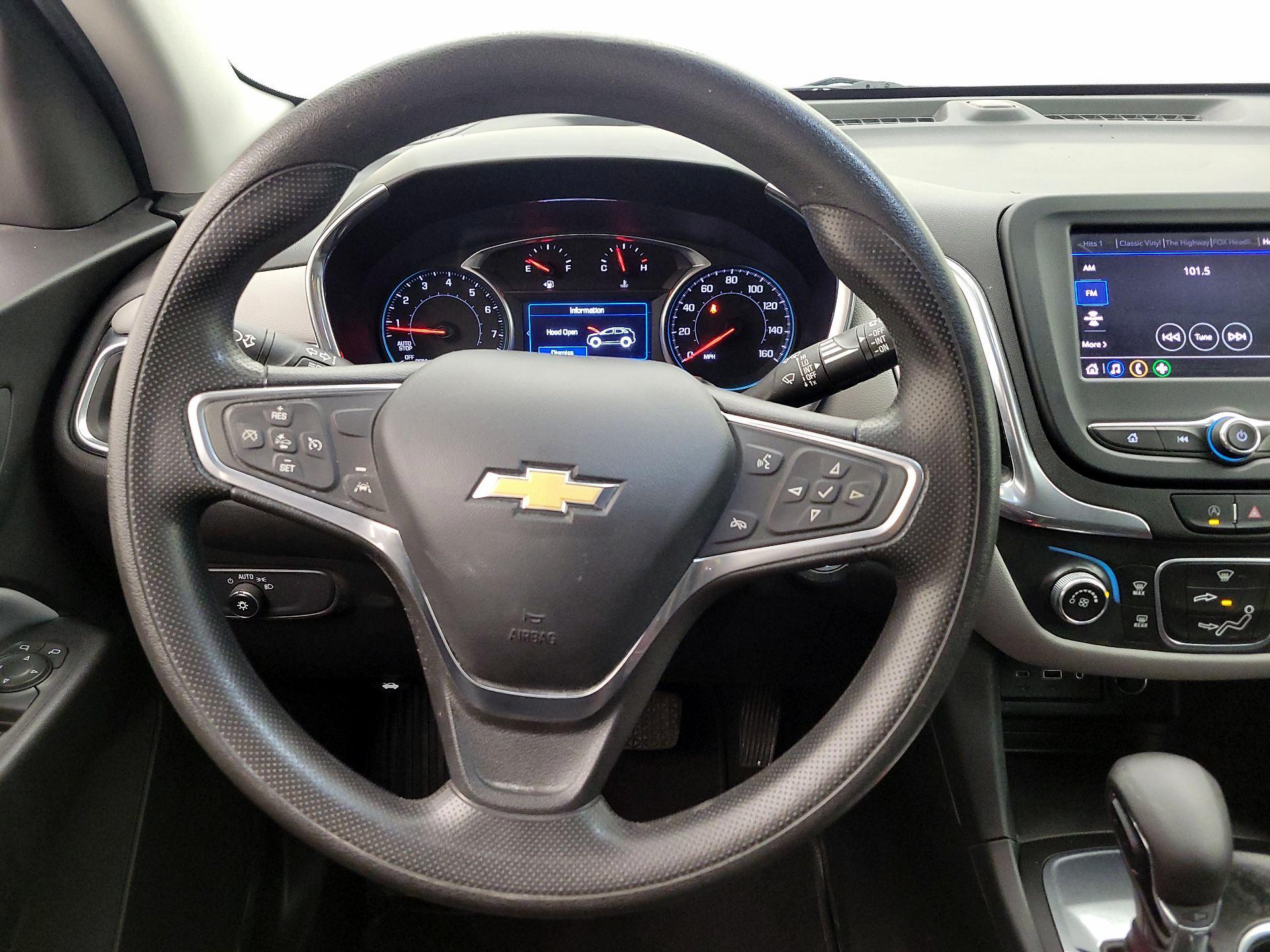 Thumbnail: 2022 Chevrolet Equinox - 10