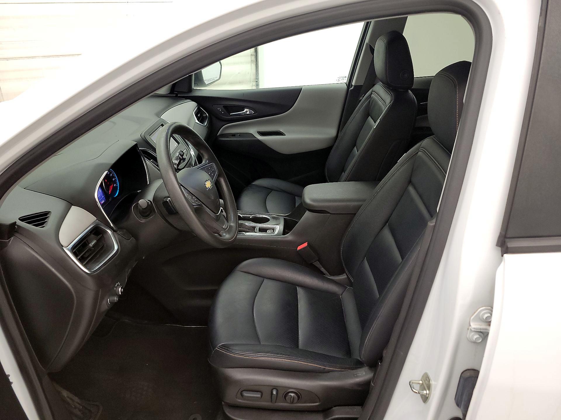 Thumbnail: 2022 Chevrolet Equinox - 11