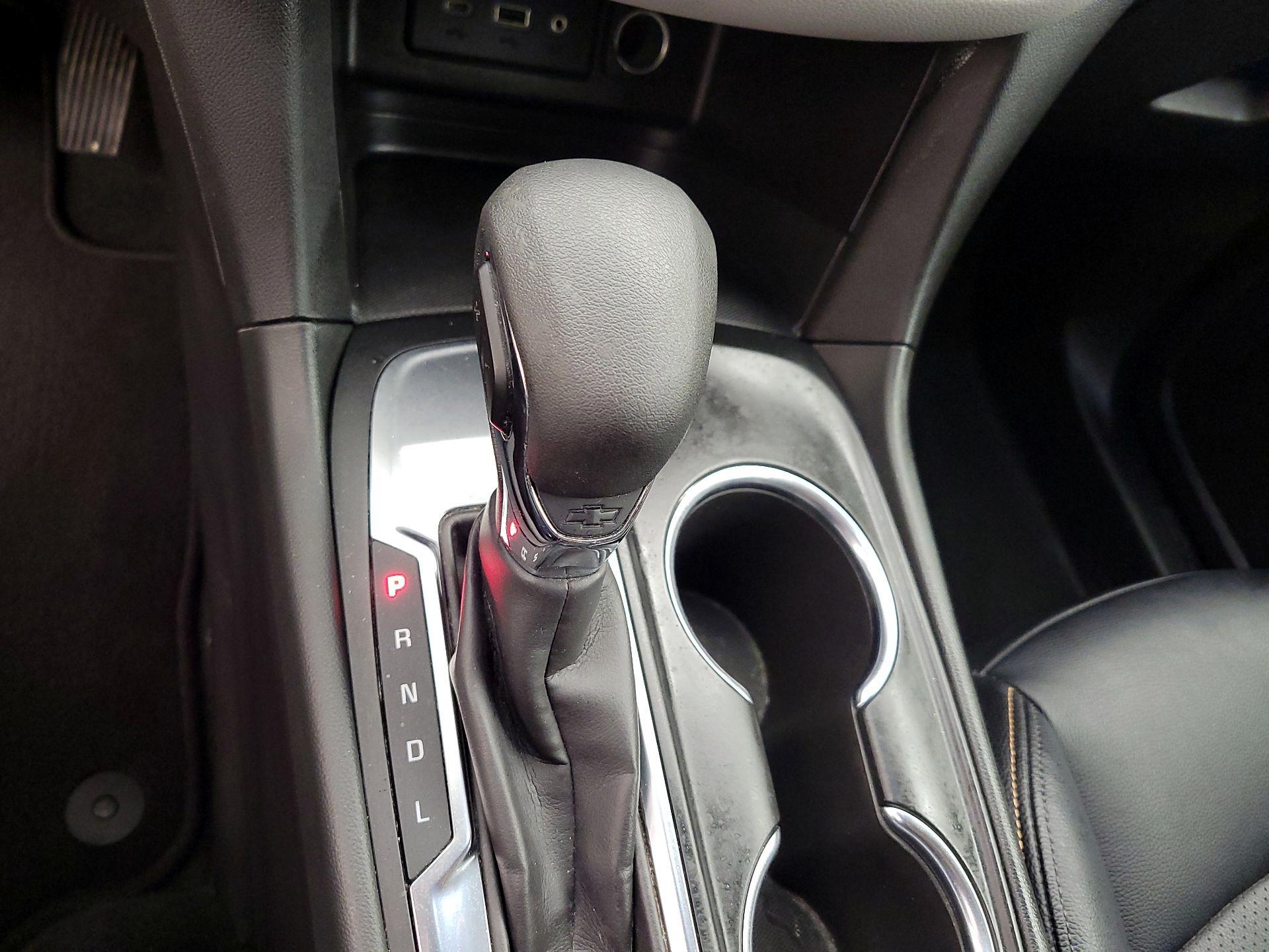 Thumbnail: 2022 Chevrolet Equinox - 15