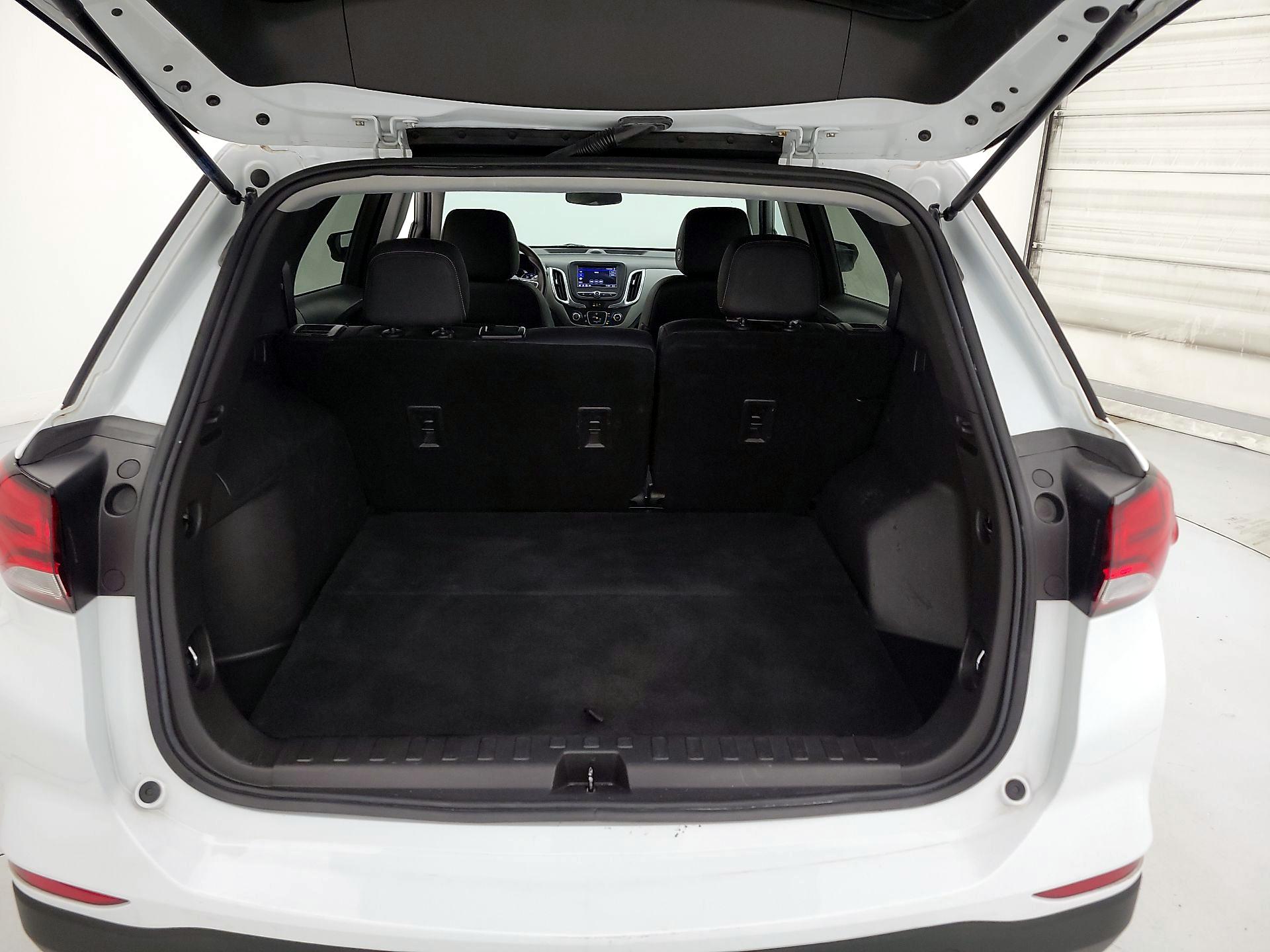 Thumbnail: 2022 Chevrolet Equinox - 16