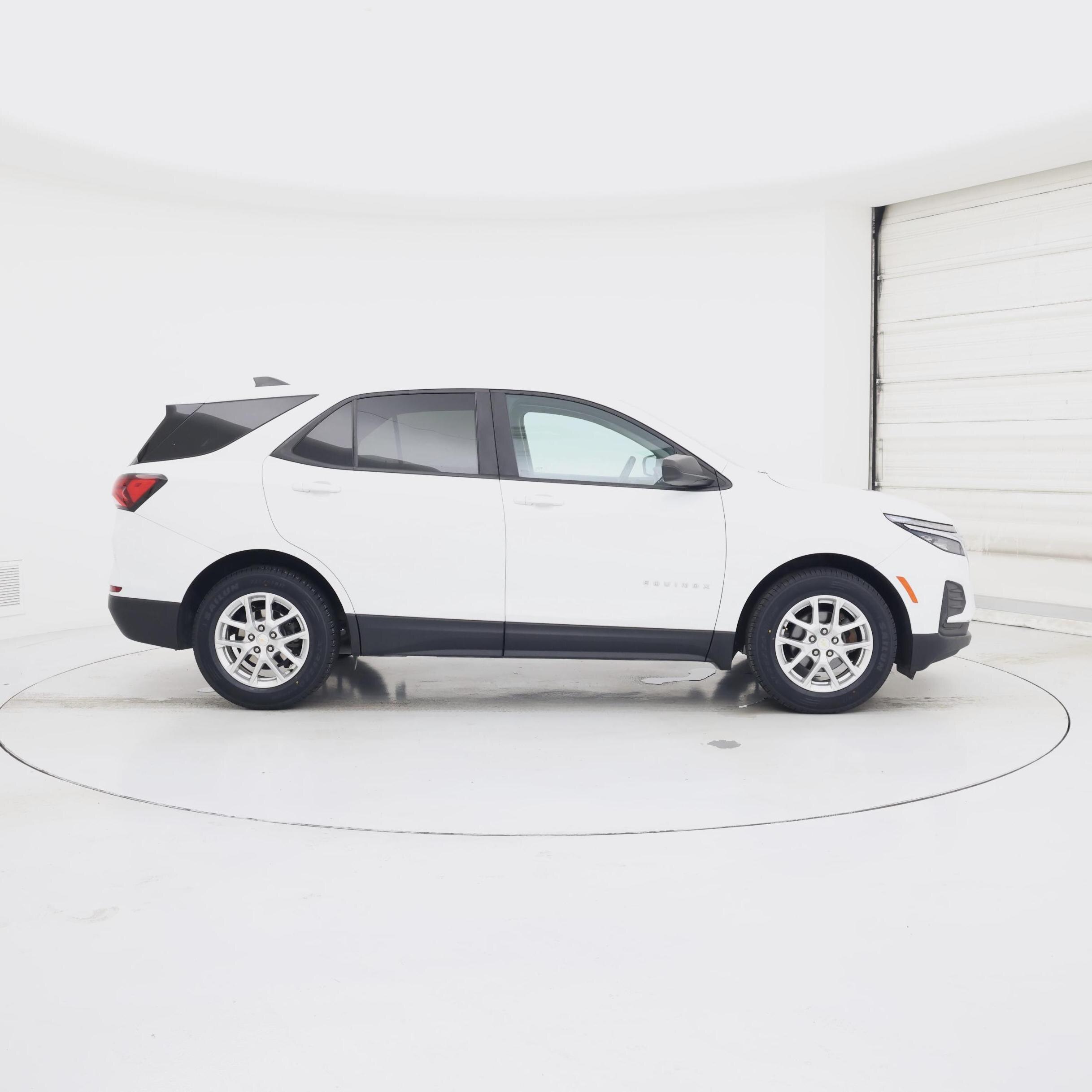 Thumbnail: 2022 Chevrolet Equinox - 7