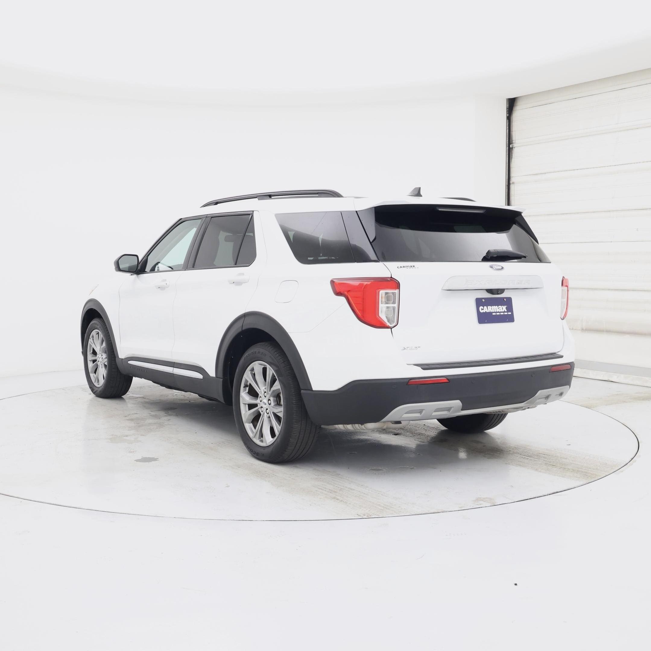Thumbnail: 2022 Ford Explorer - 2
