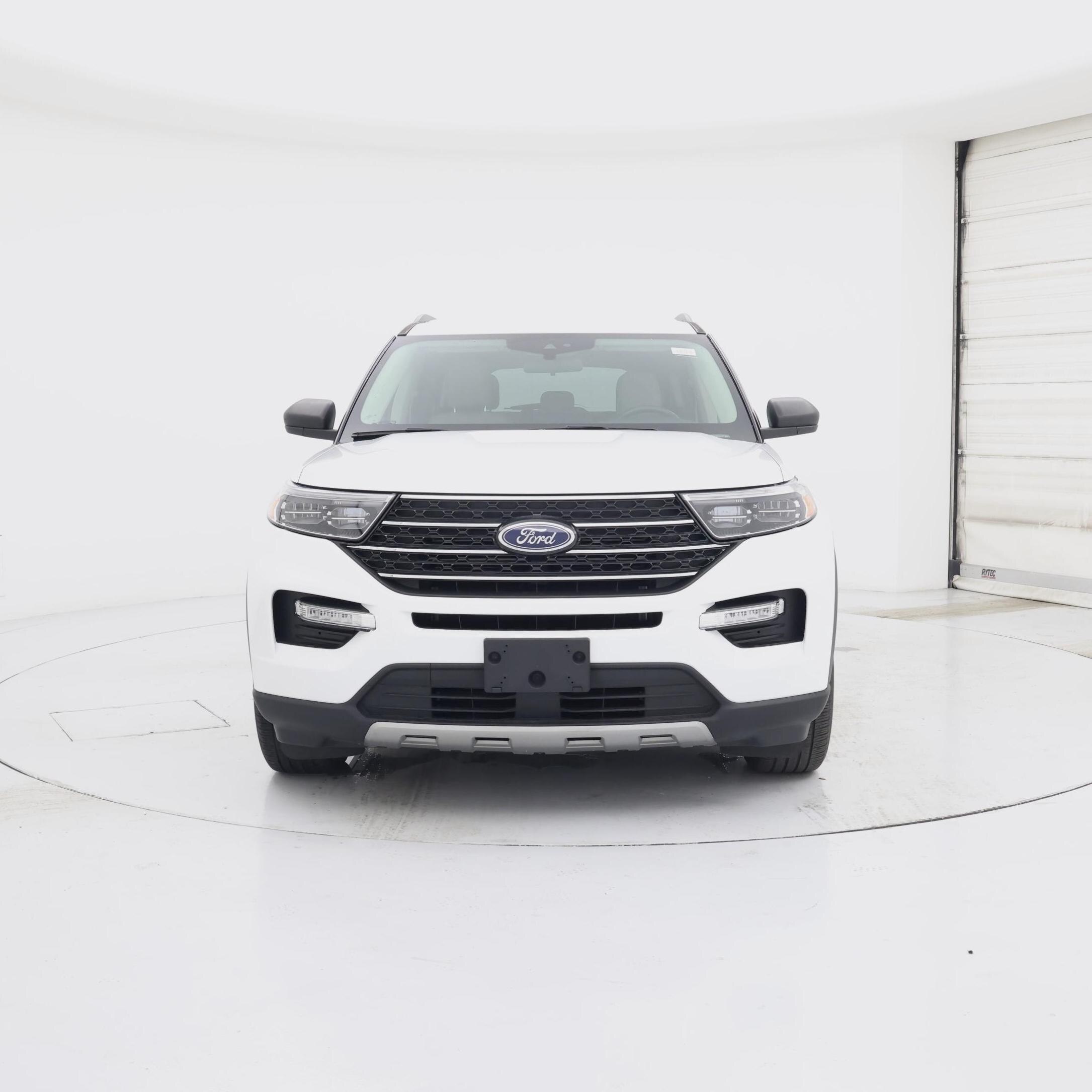 Thumbnail: 2022 Ford Explorer - 5