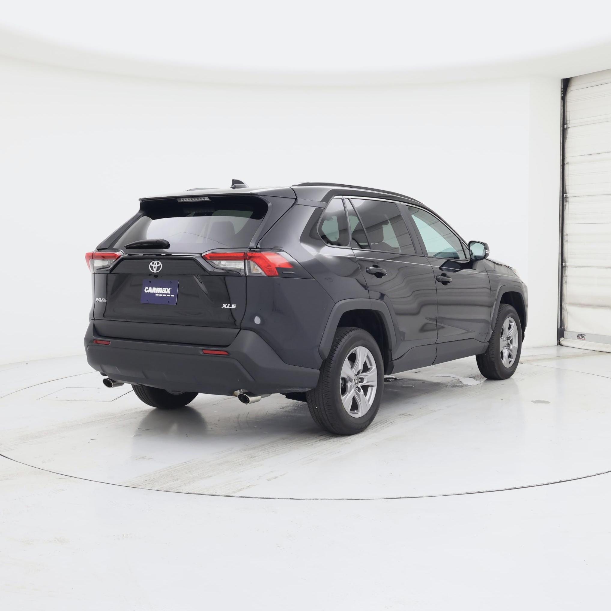 Thumbnail: 2023 Toyota RAV4 - 8