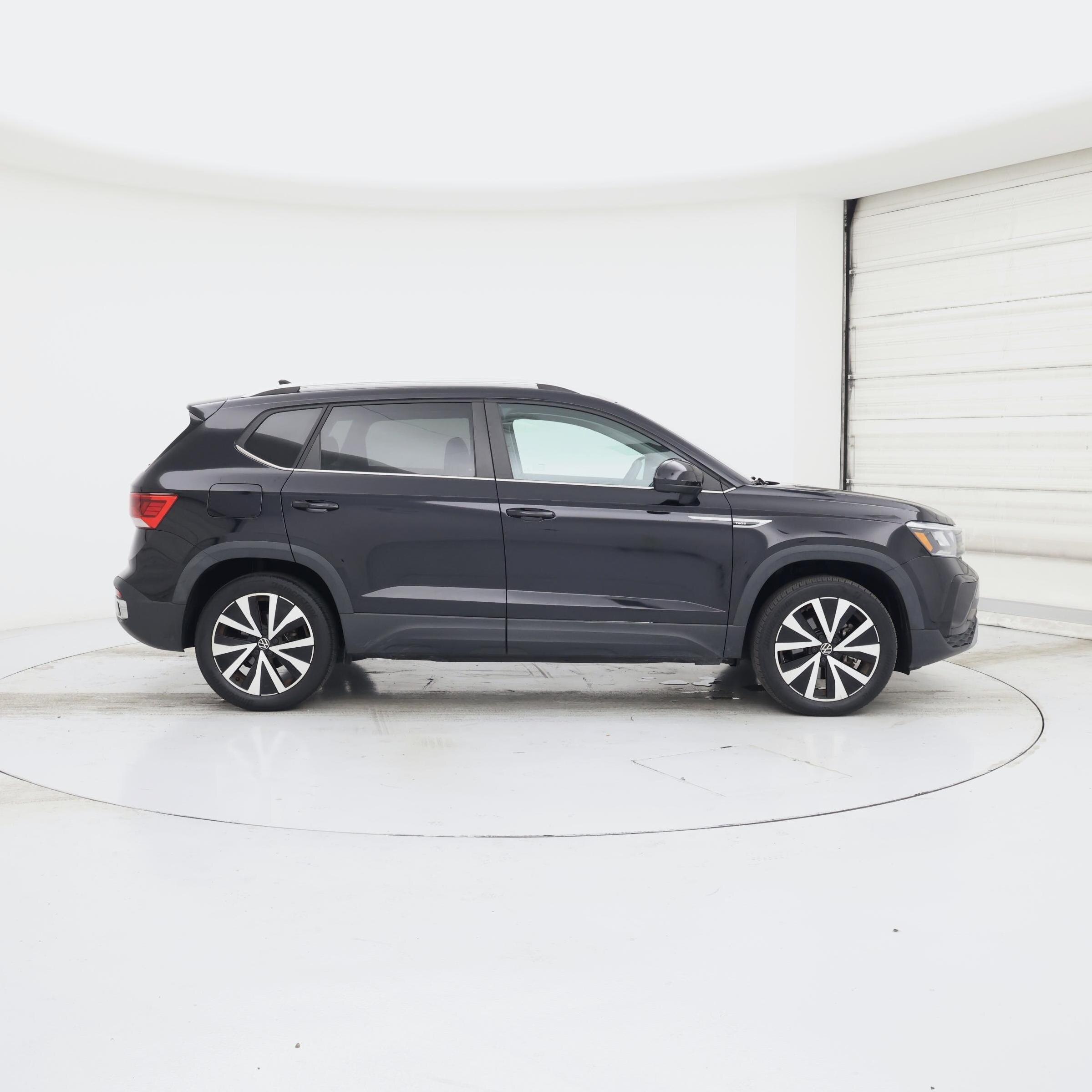 Thumbnail: 2022 Volkswagen Taos - 7